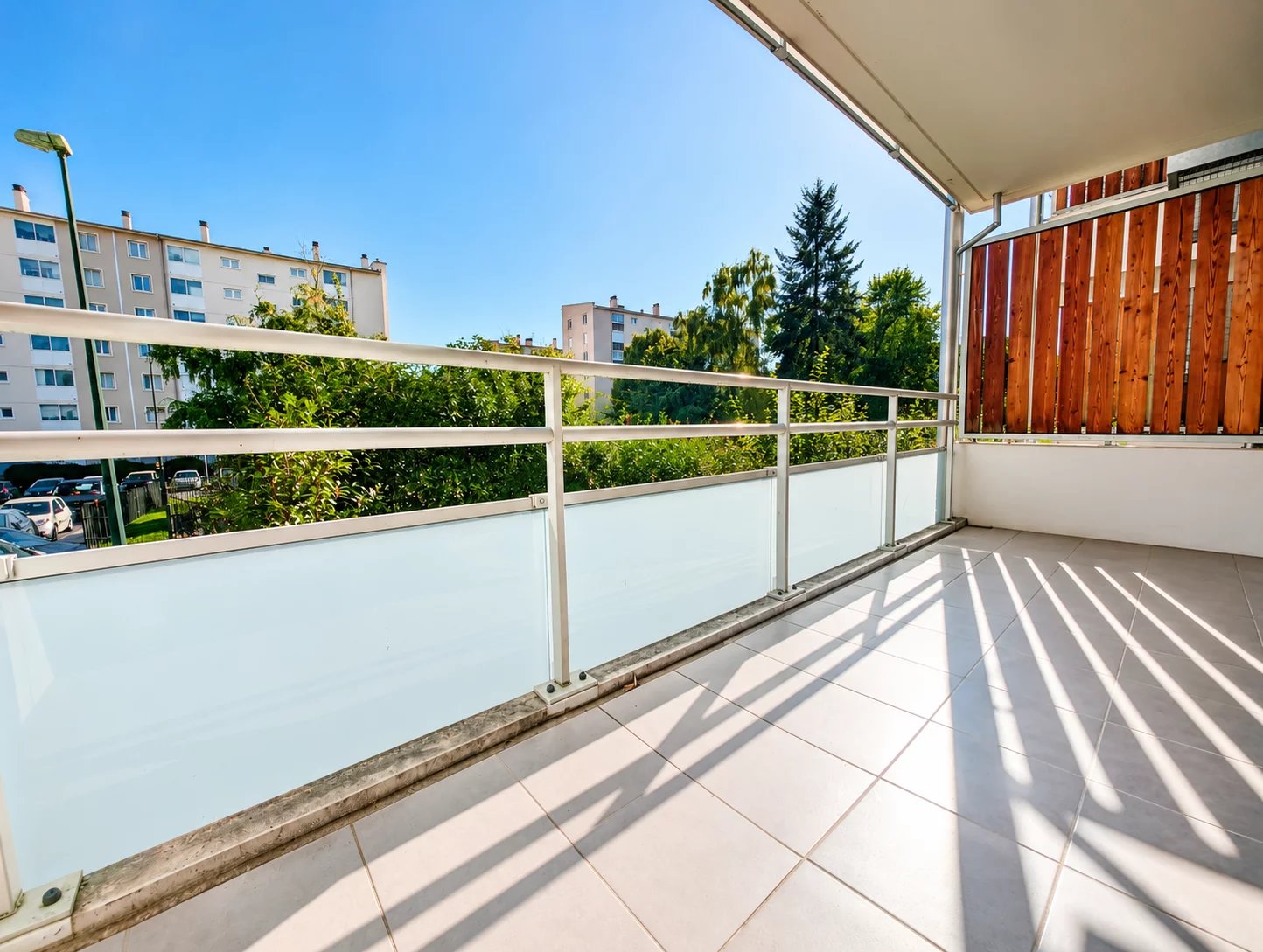 Beau T4 de 78 m2 avec balcon de 10 m2 à proximité directe du