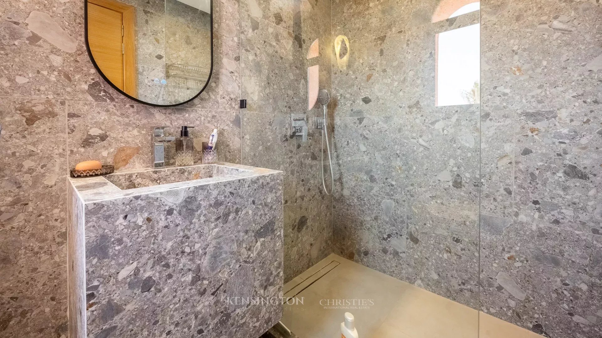 4 Bedroom Villa/Townhouse's Image 17