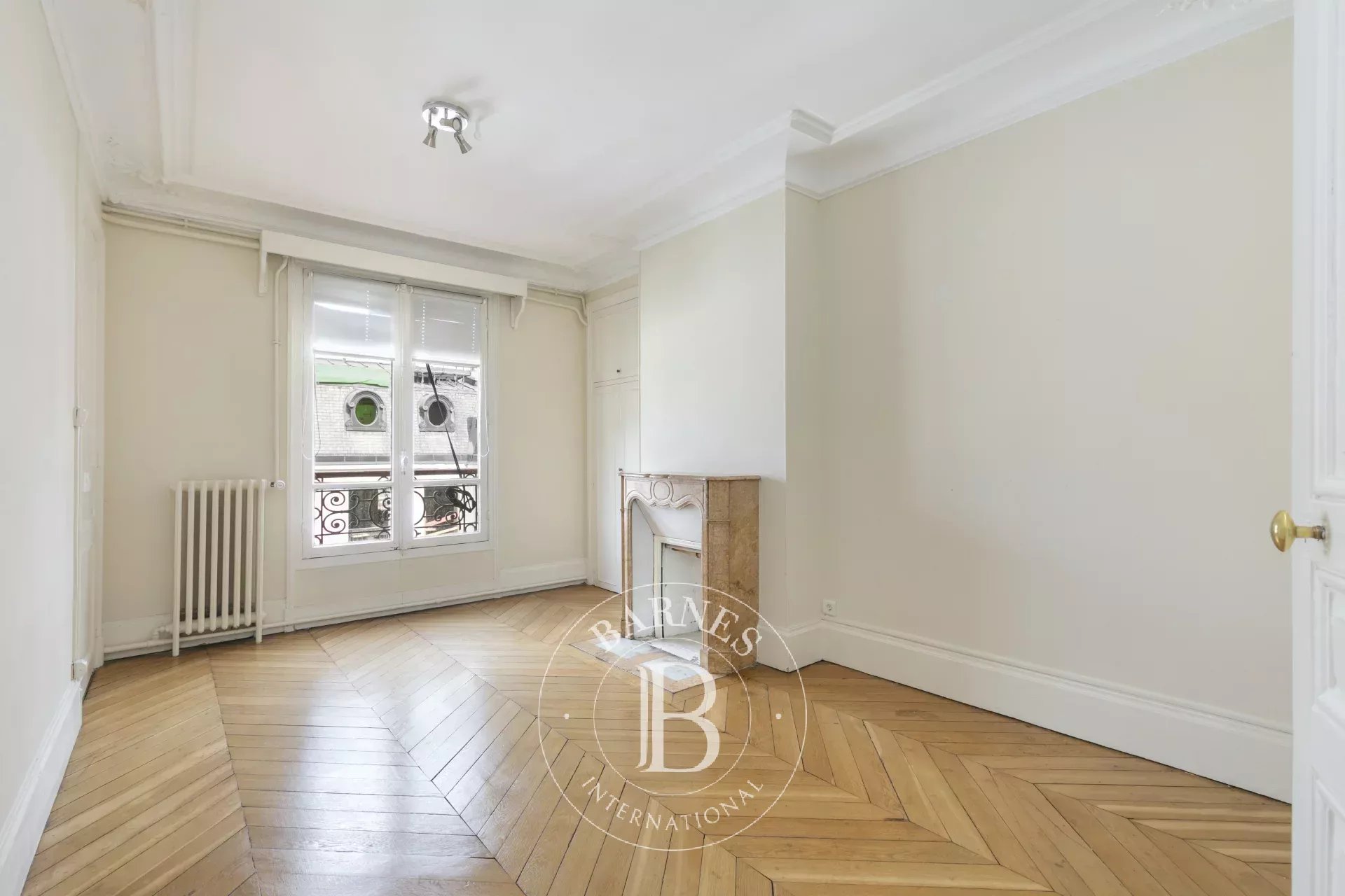 Daire Paris 8ème - picture 6