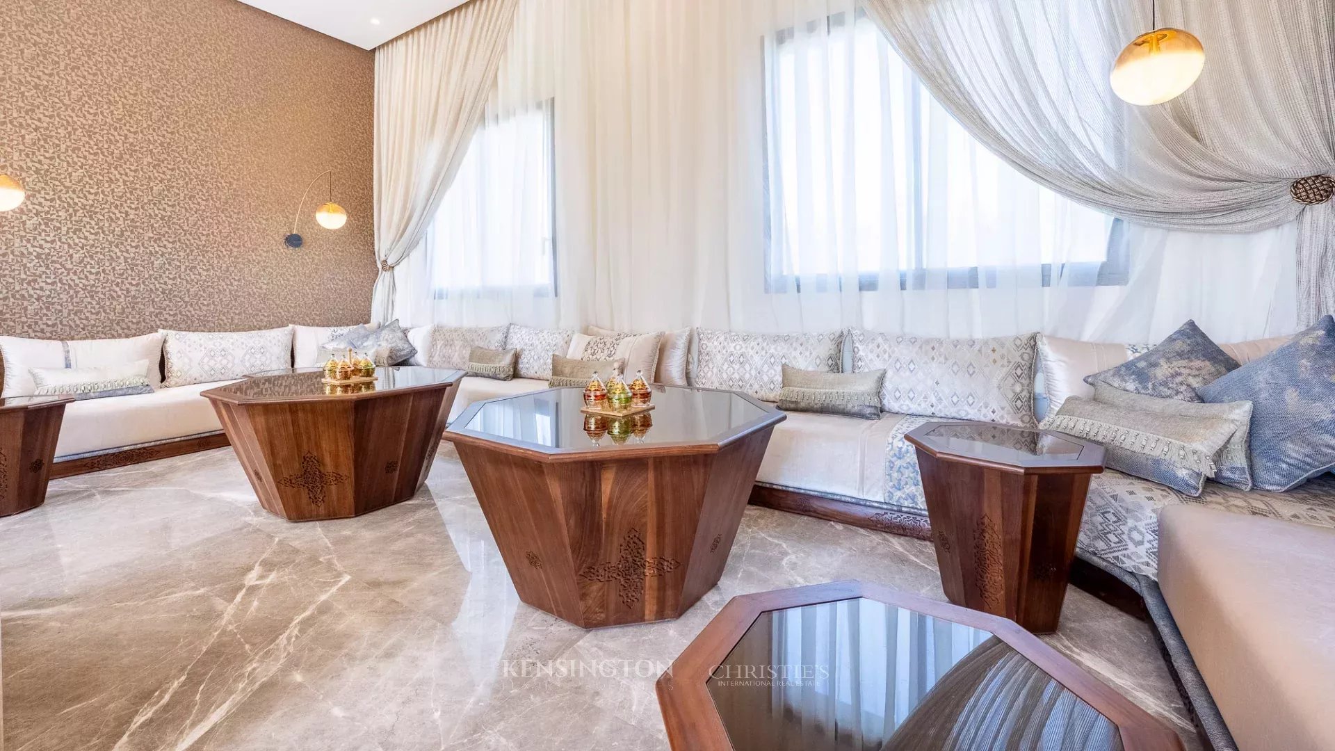 8 Bedroom Villa/Townhouse's Image 25