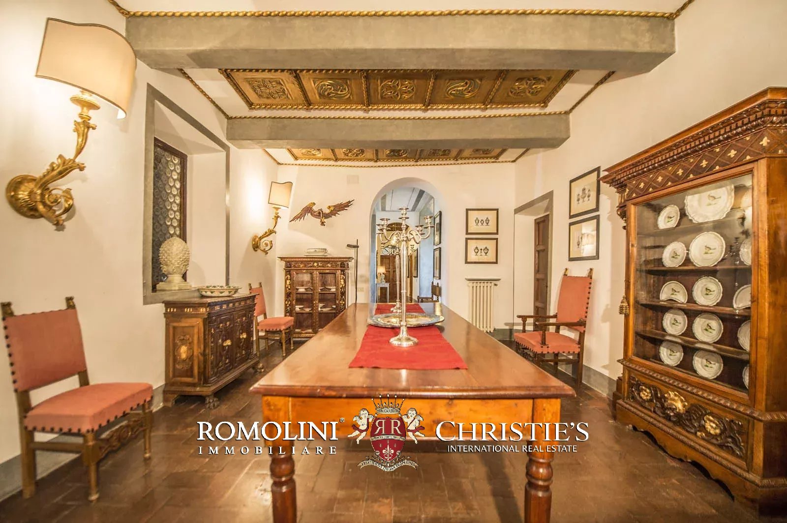 LUXURY HISTORICAL VILLA FOR SALE IN RADDA IN CHIANTI, TUSCANY