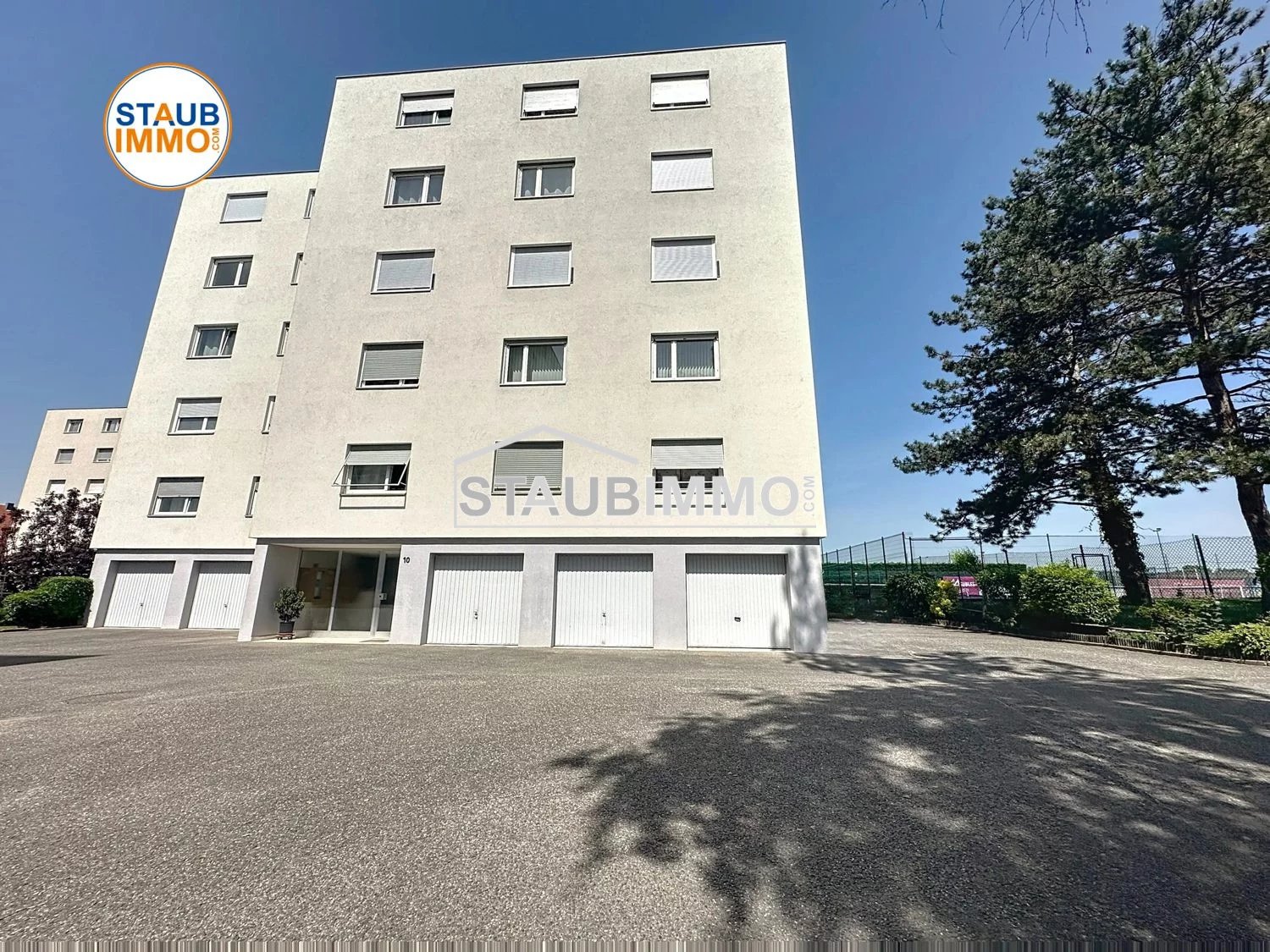 Huningue, Appartement 3 pièces au dernier étage avec balcon