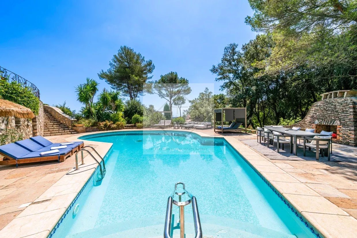 Villa d’exception à louer à l’année — photo 2