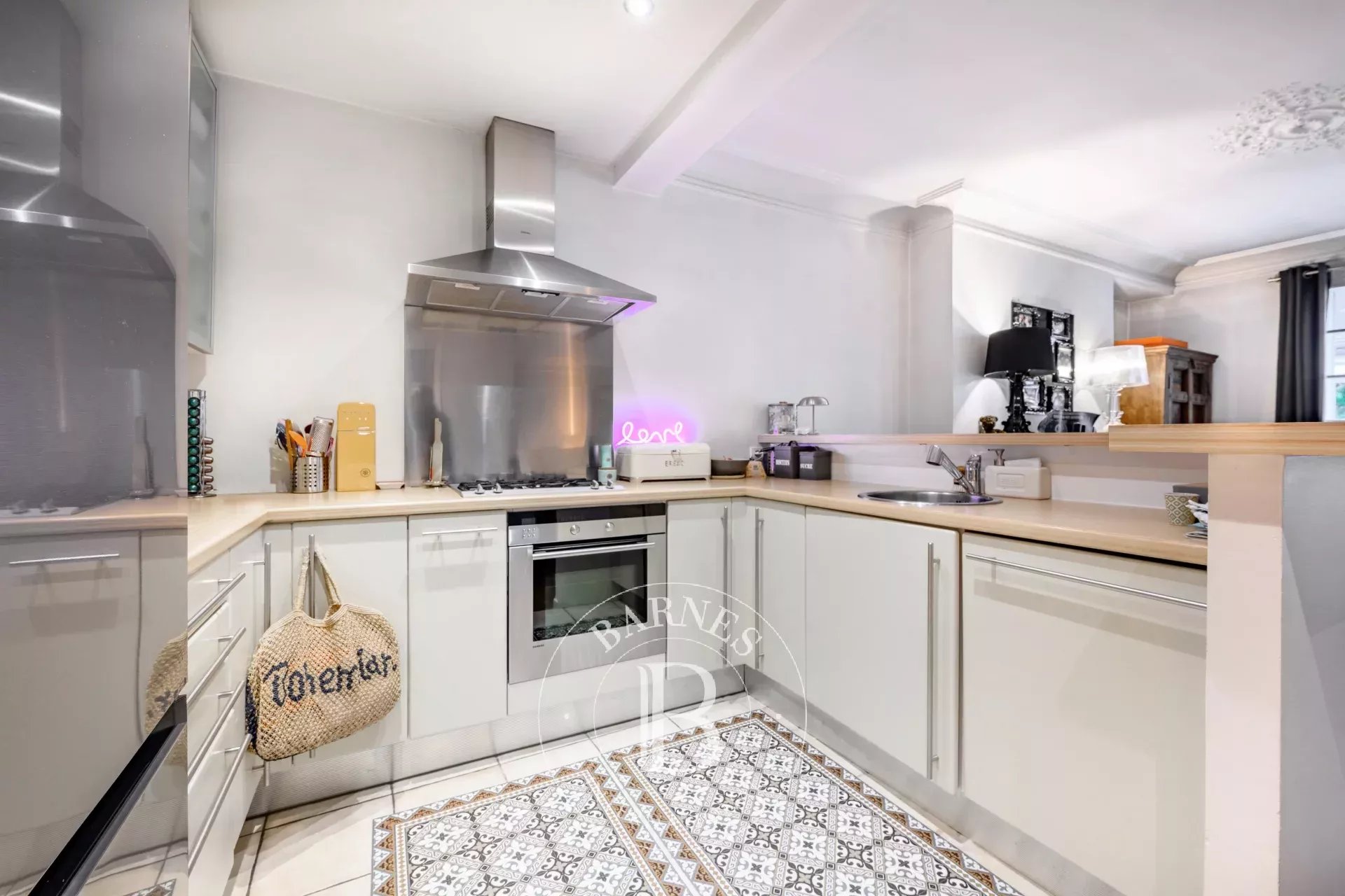 Daire Paris 8ème - picture 5