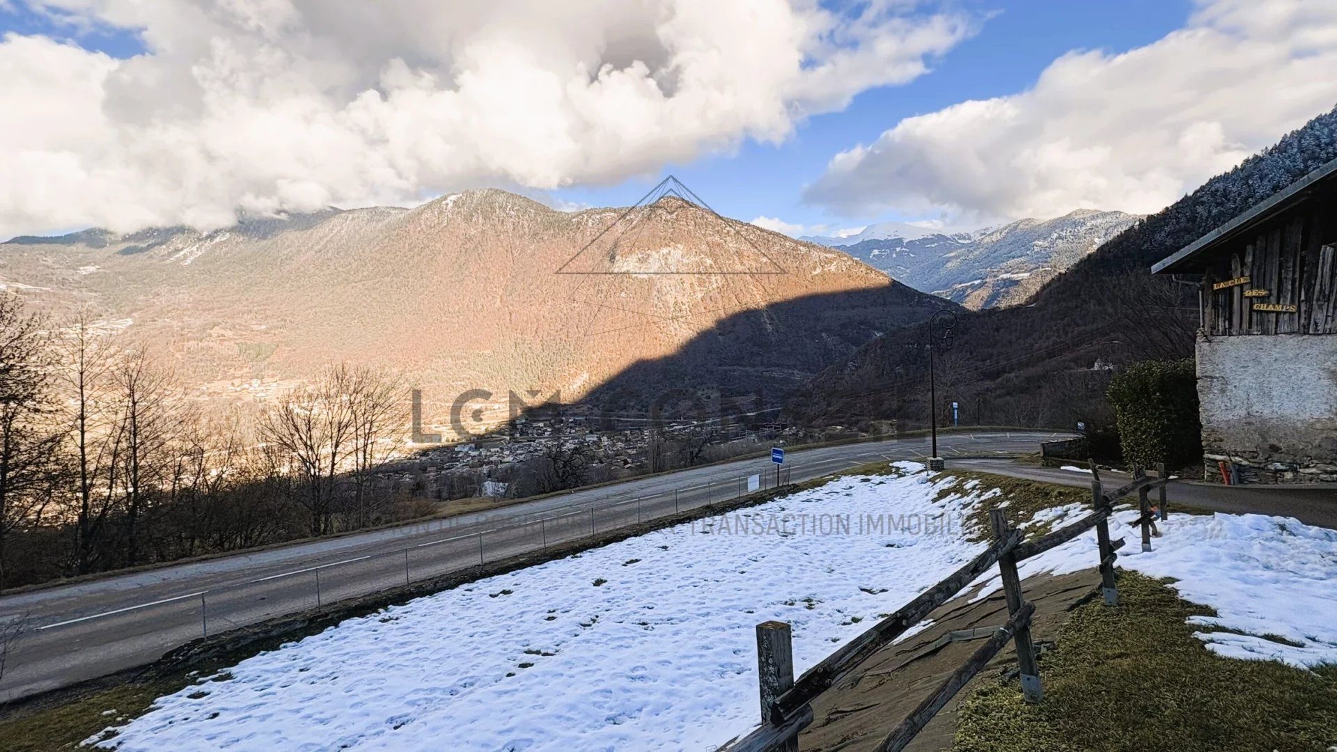 Agence immobilière de 