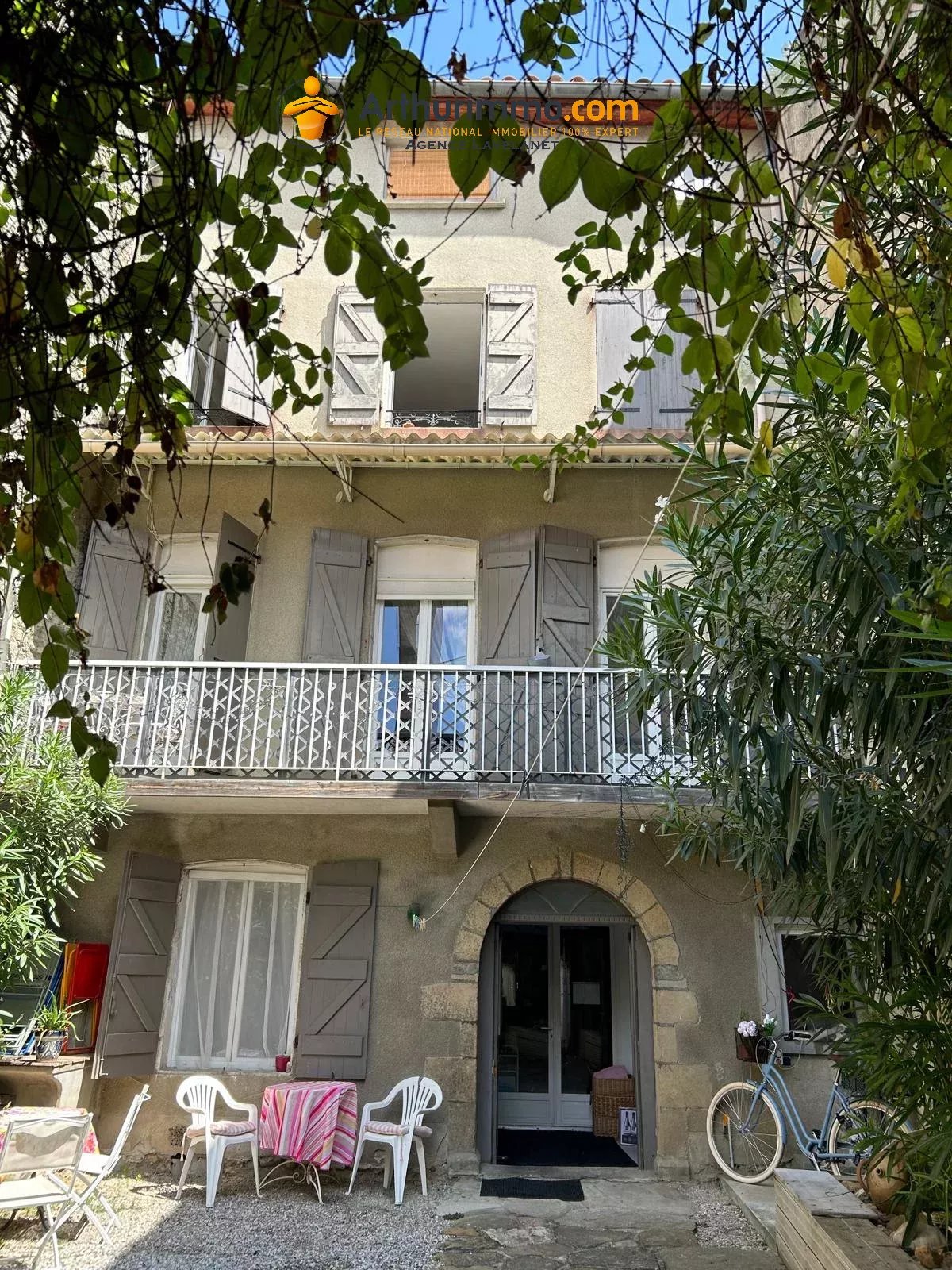 Agence immobilière de 