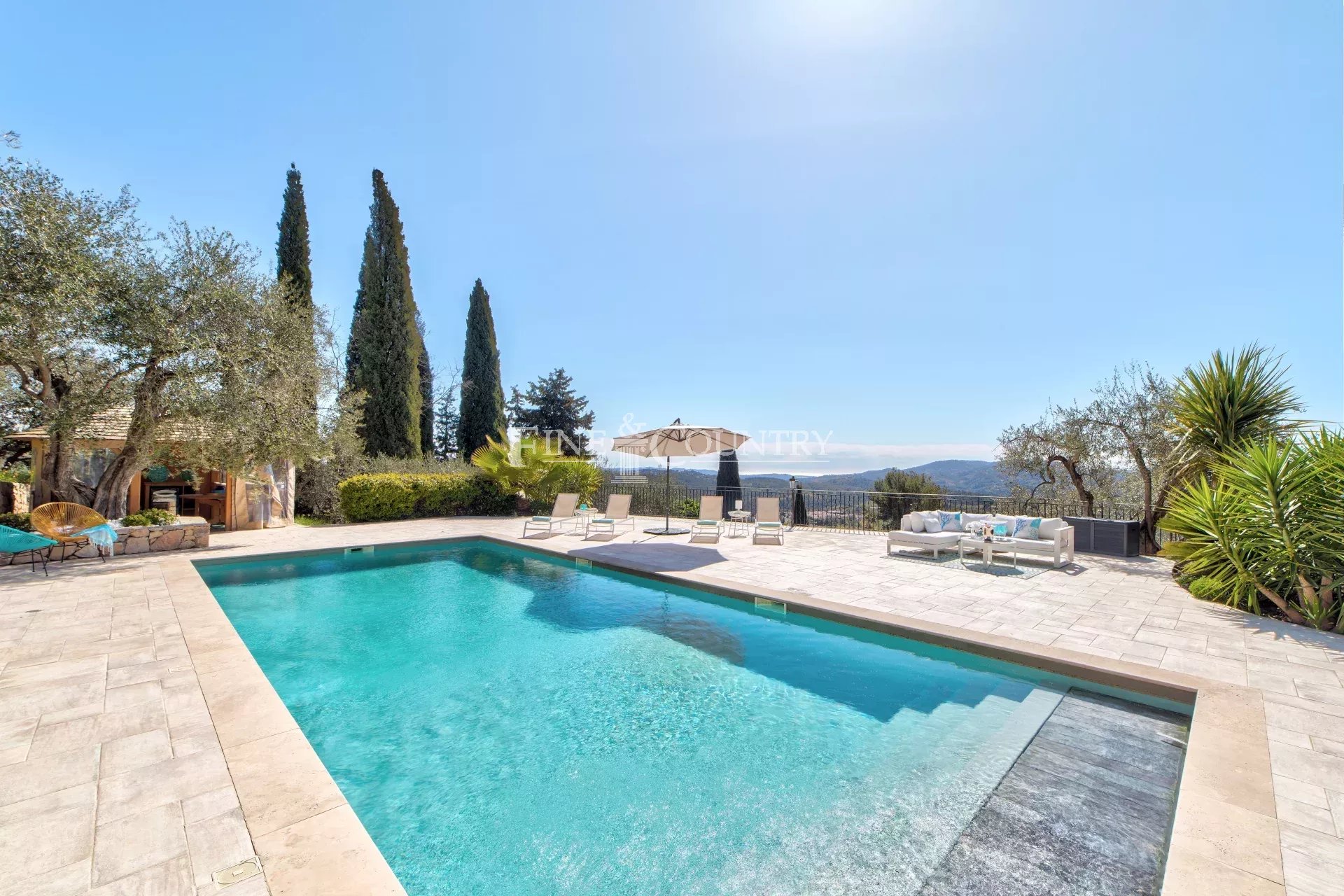 Photo of Villa for sale in Le Tignet, in the hills above Cannes