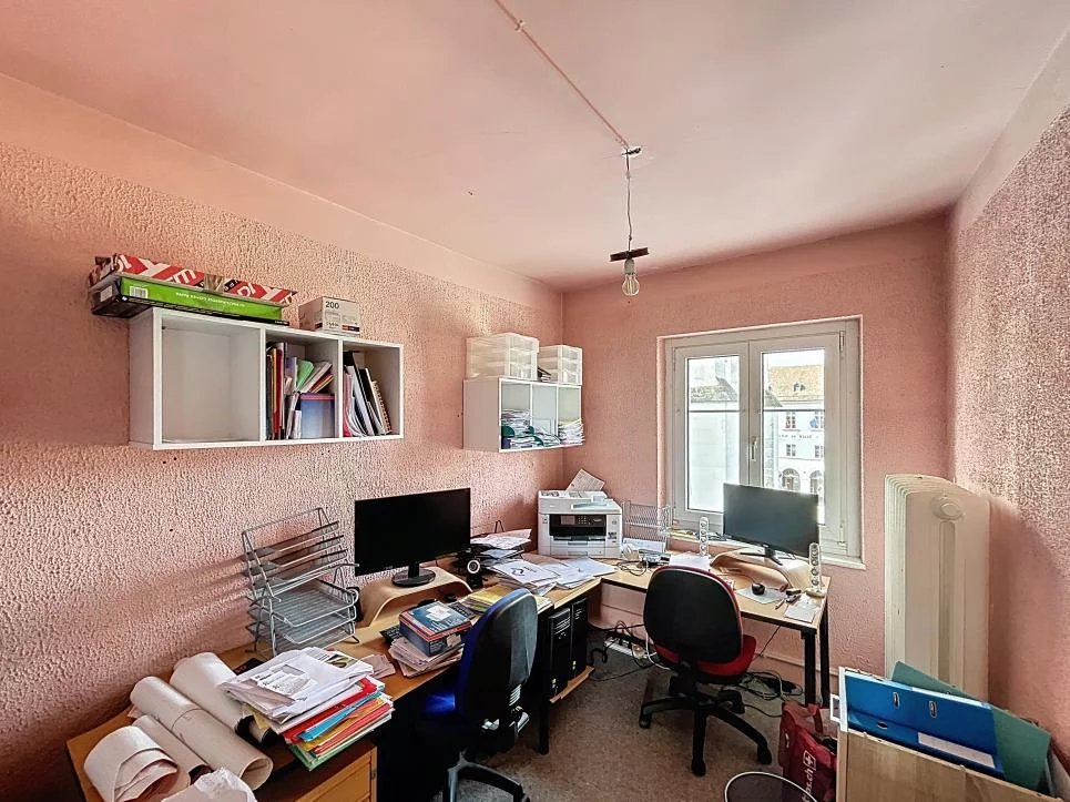 Grande maison à rénover au cœur du village ! Magnifique vue !