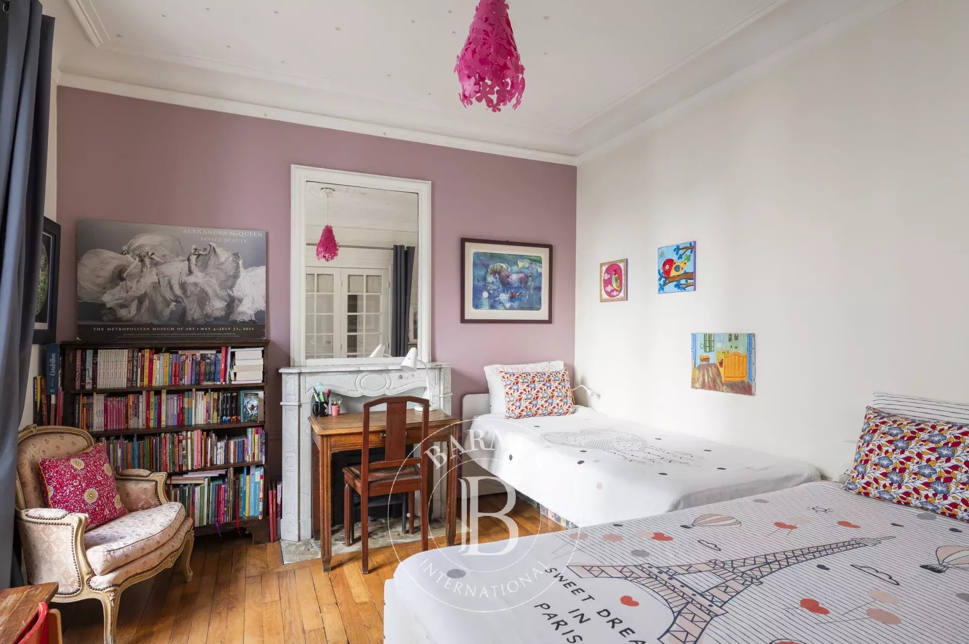 Daire Paris 9ème - picture 4