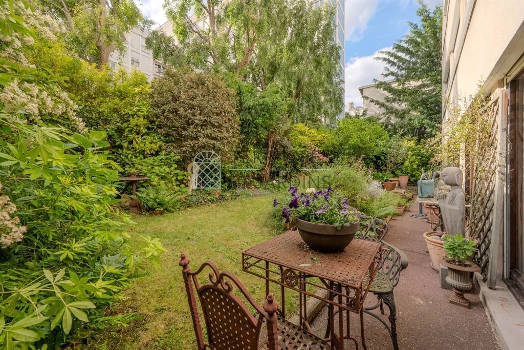 Paris 19 - Buttes Chaumont - Appartement 4p - Jardin - Pkg