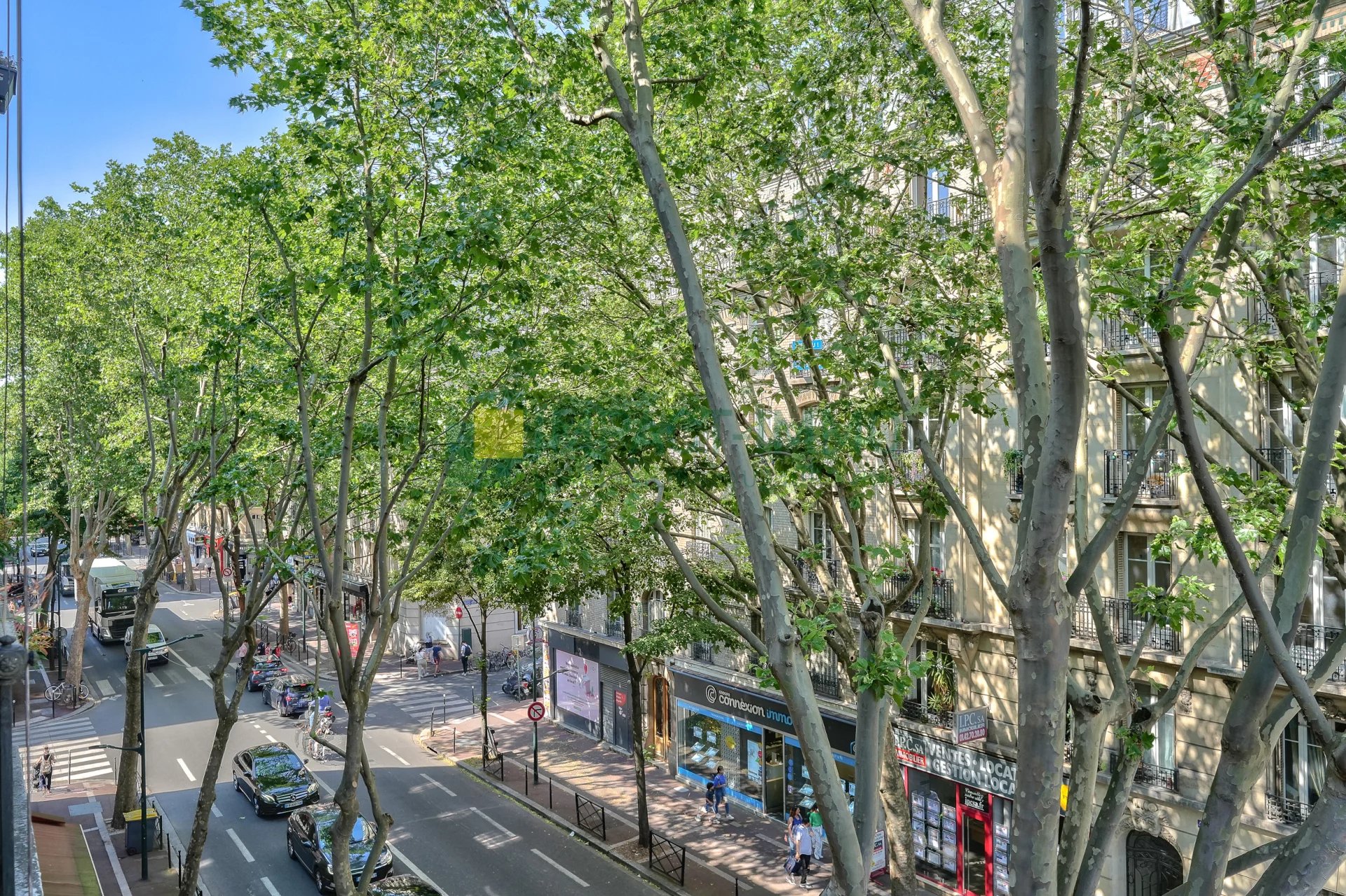 CLICHY QUARTIER REPUBLIQUE 3 PIECES AVEC BUREAU