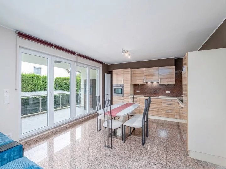 Agence immobilière de EIRES REAL ESTATE SARL