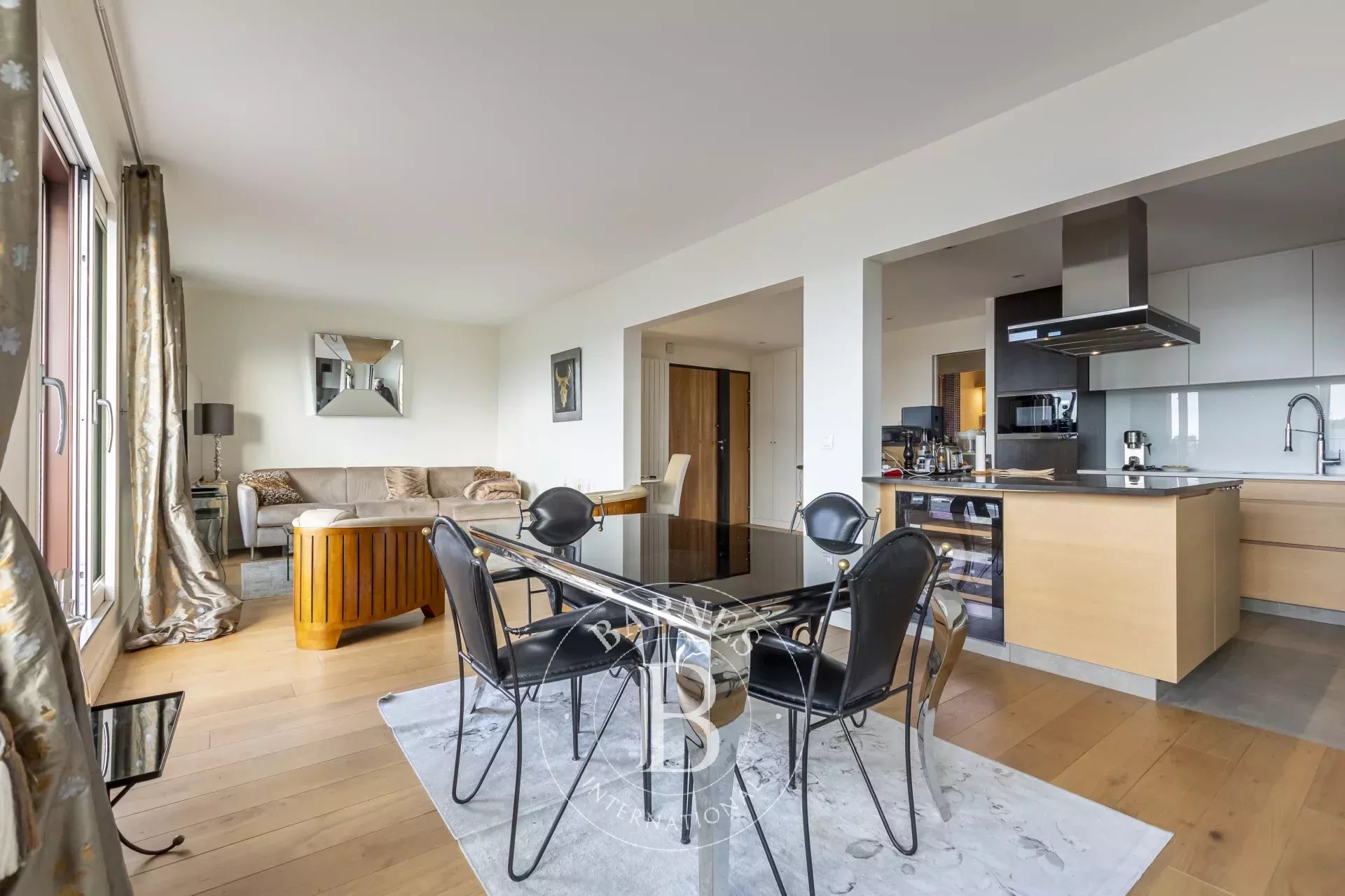 Exclusive listing - Paris 16 - Trocadéro/Victor-Hugo - 3 bedrooms - Unobstructed view