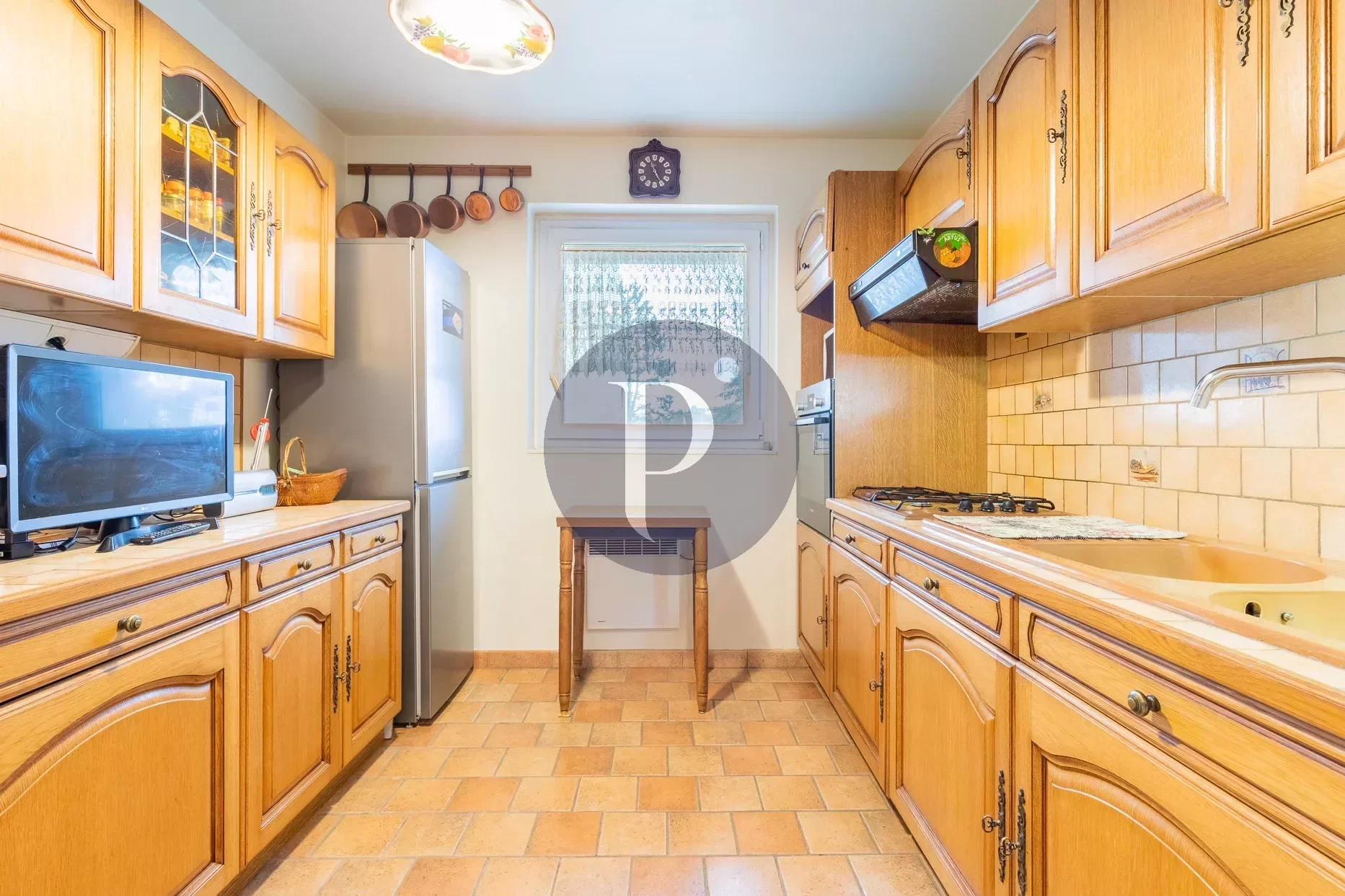 vente-appartement-5-pieces-verrieres-le-buisson-84048621