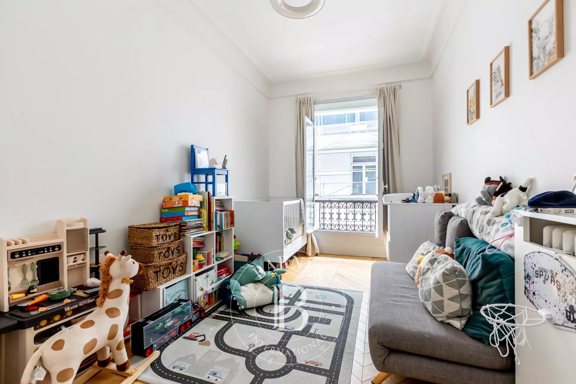 Daire Paris 8ème - picture 11