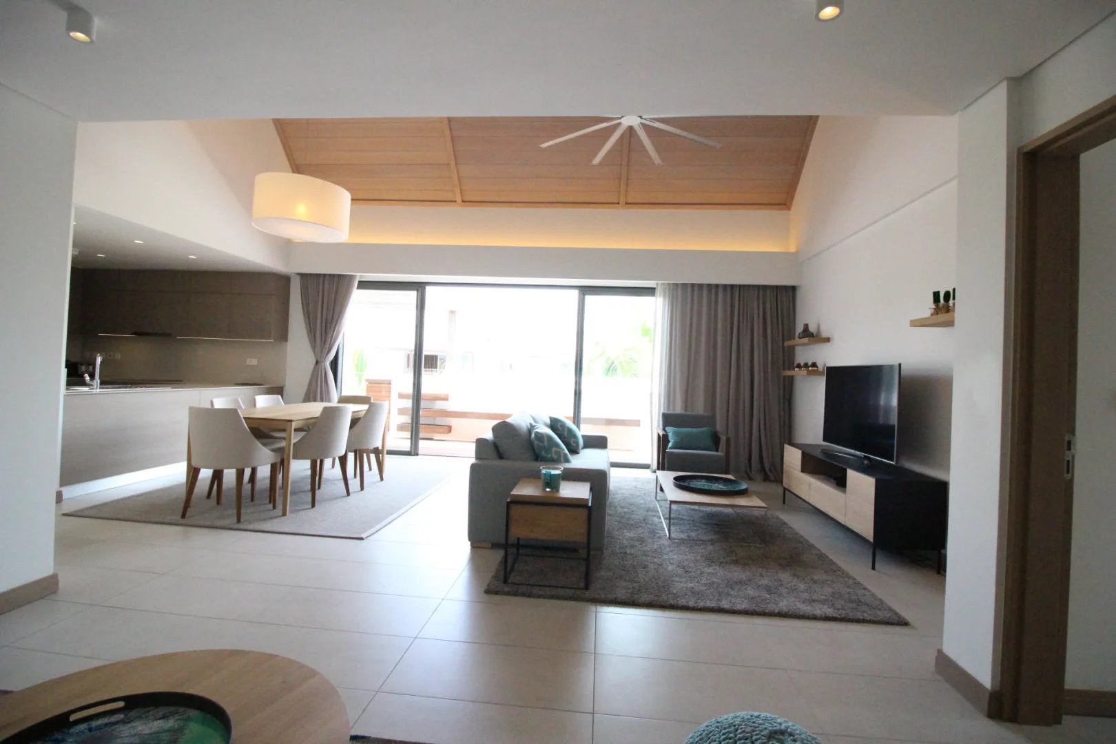 Penthouse Grand Baie - picture 8