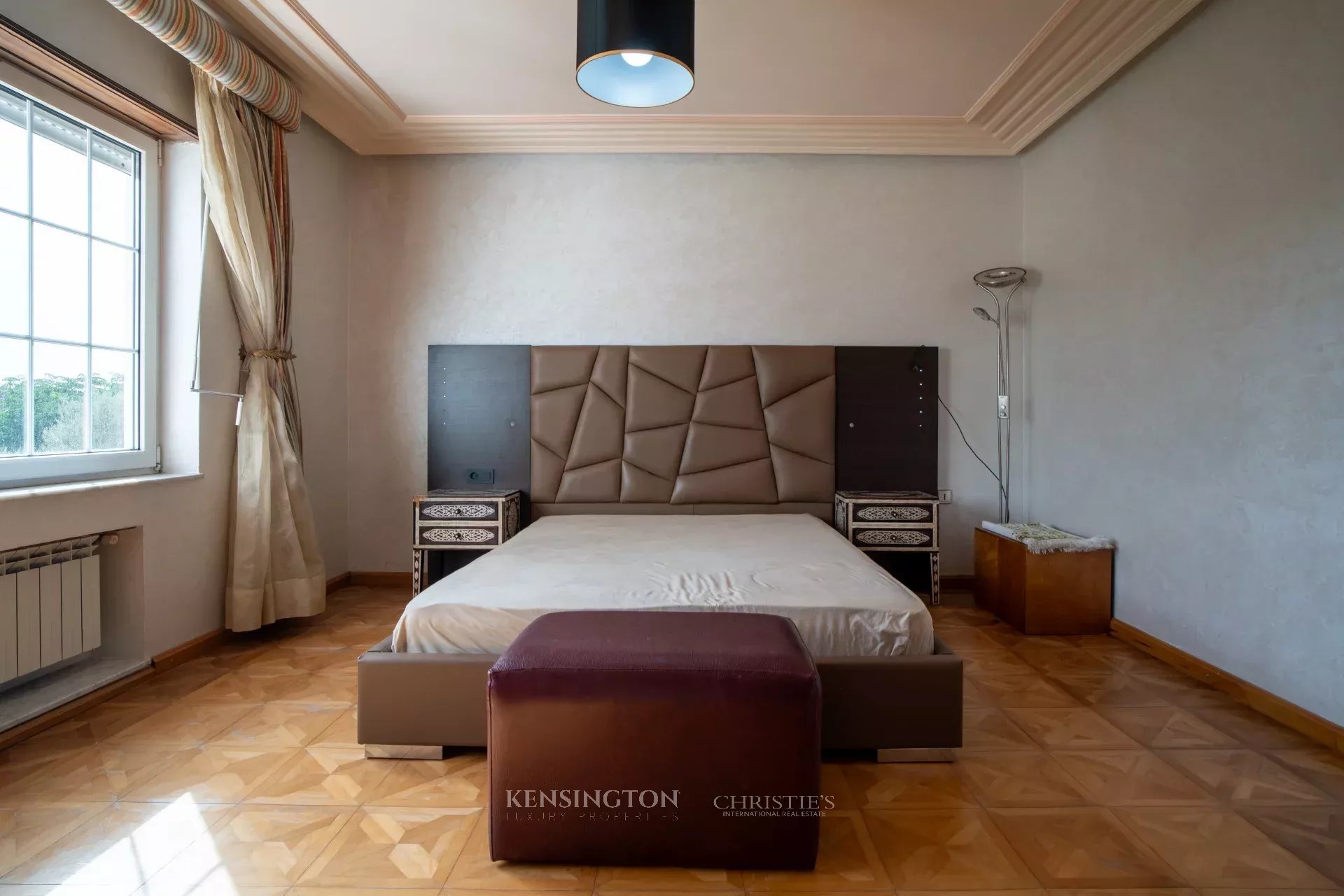 7 Bedroom Villa/Townhouse's Image 28