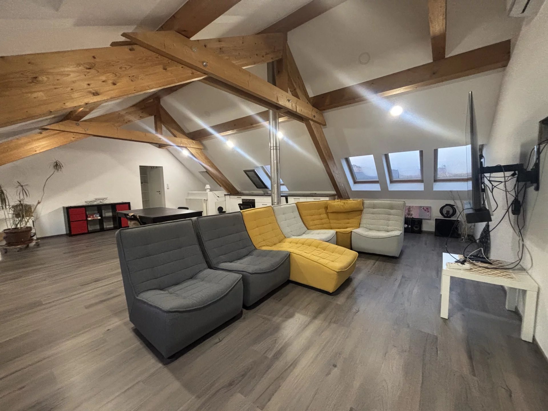 Agence immobilière de AXHOME IMMO SARL