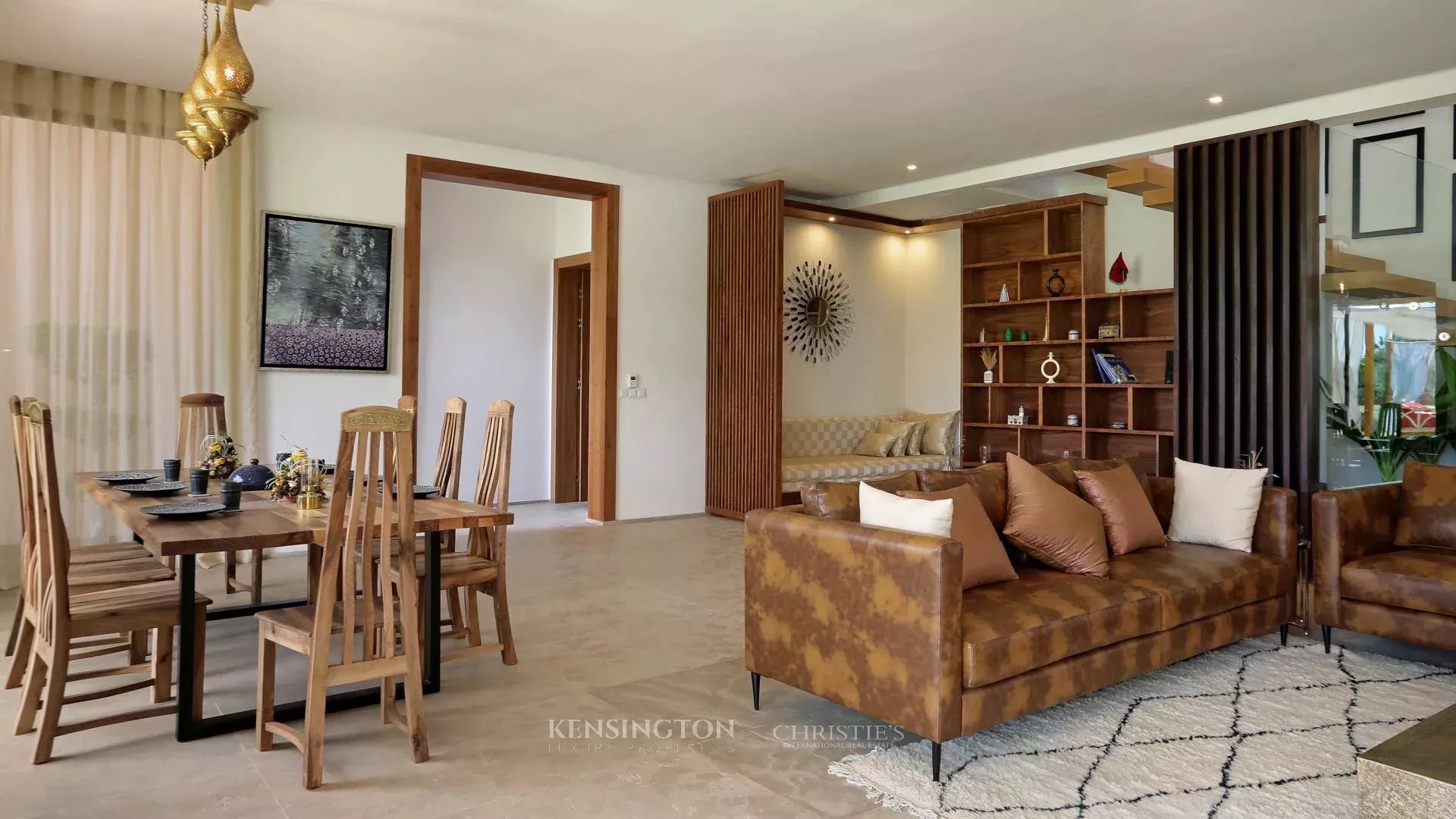 7 Bedroom Villa/Townhouse's Image 3