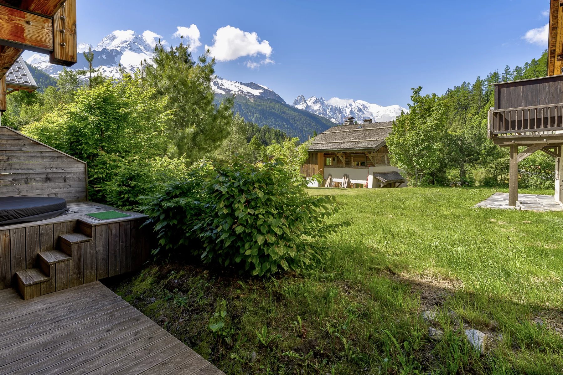 Photo of ARGENTIERE - Recently built, modern 4-bed demi-chalet