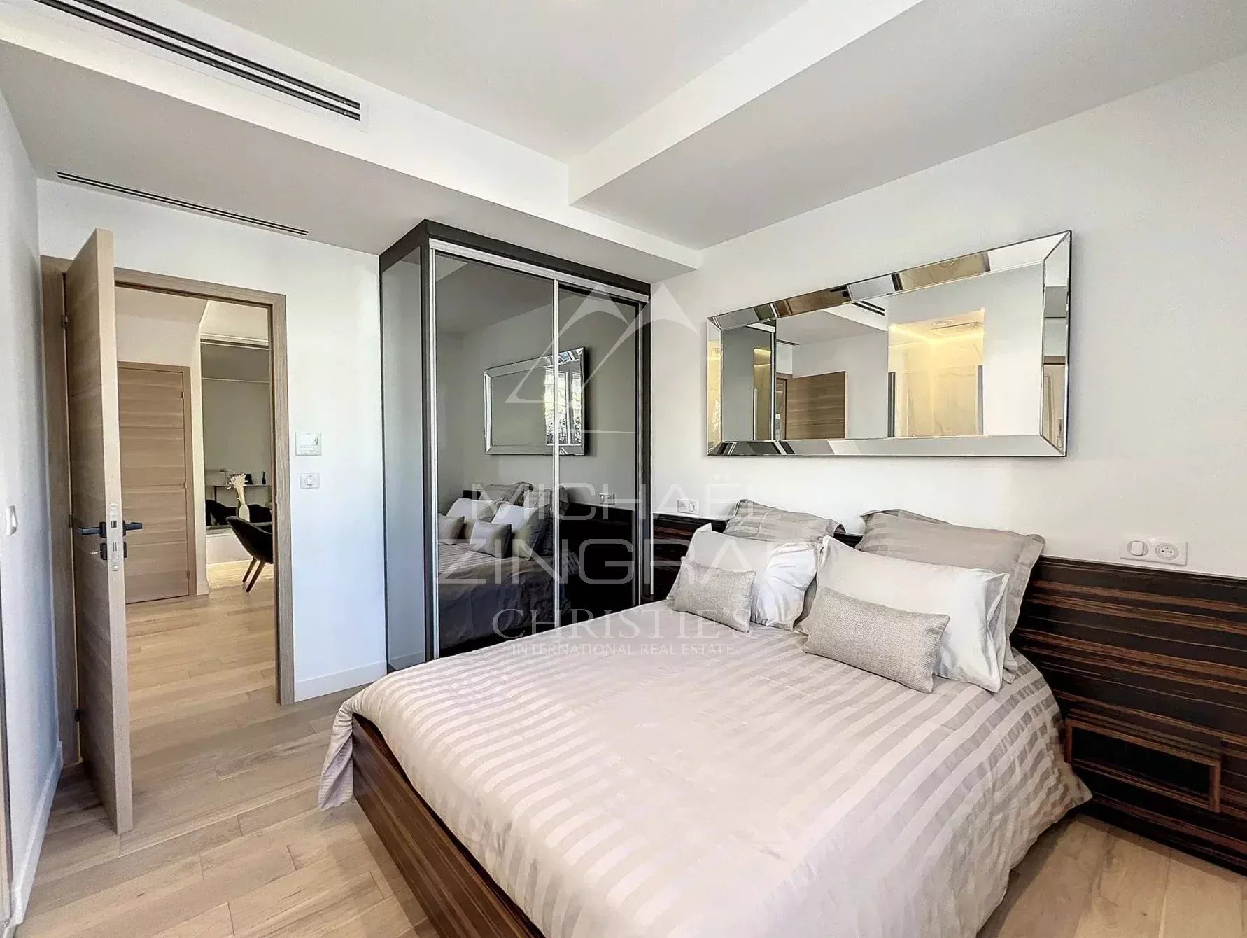 2 Bedroom Apartment/Flat's Image 5