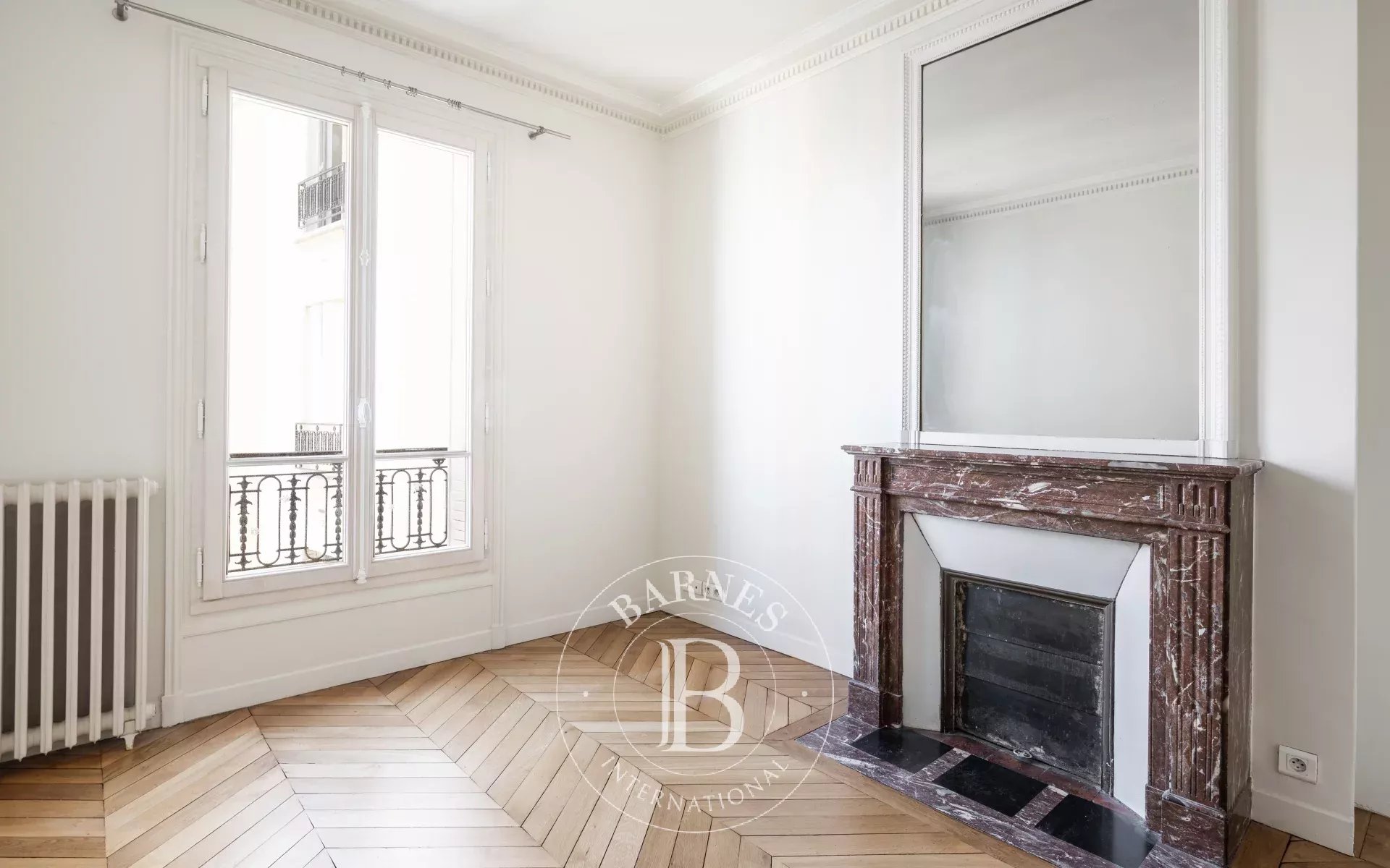 Daire Paris 18ème - picture 14