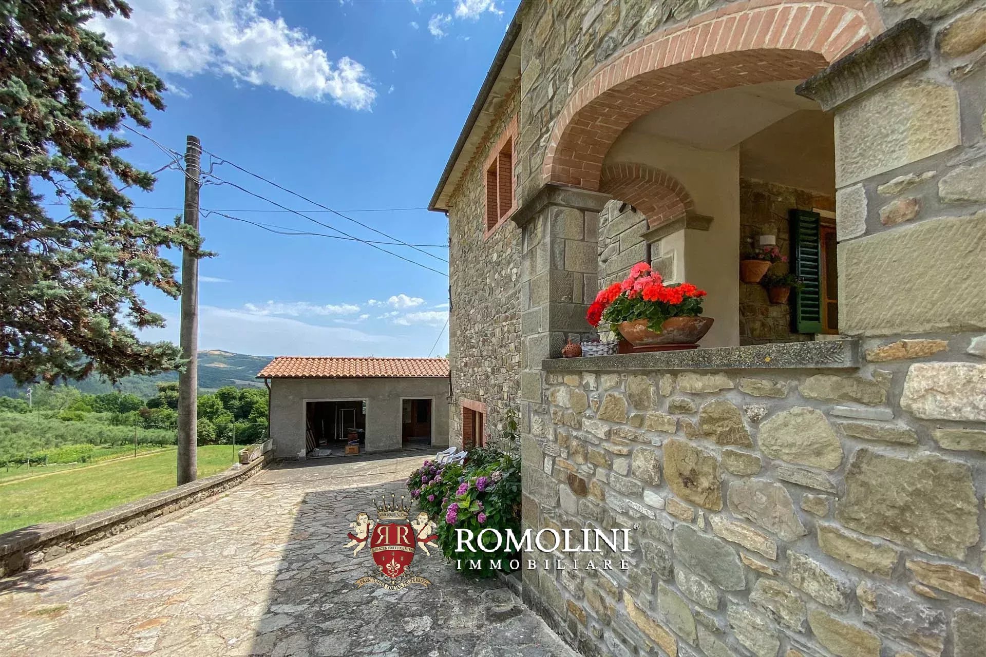 4 Bedroom Villa/Townhouse's Image 4
