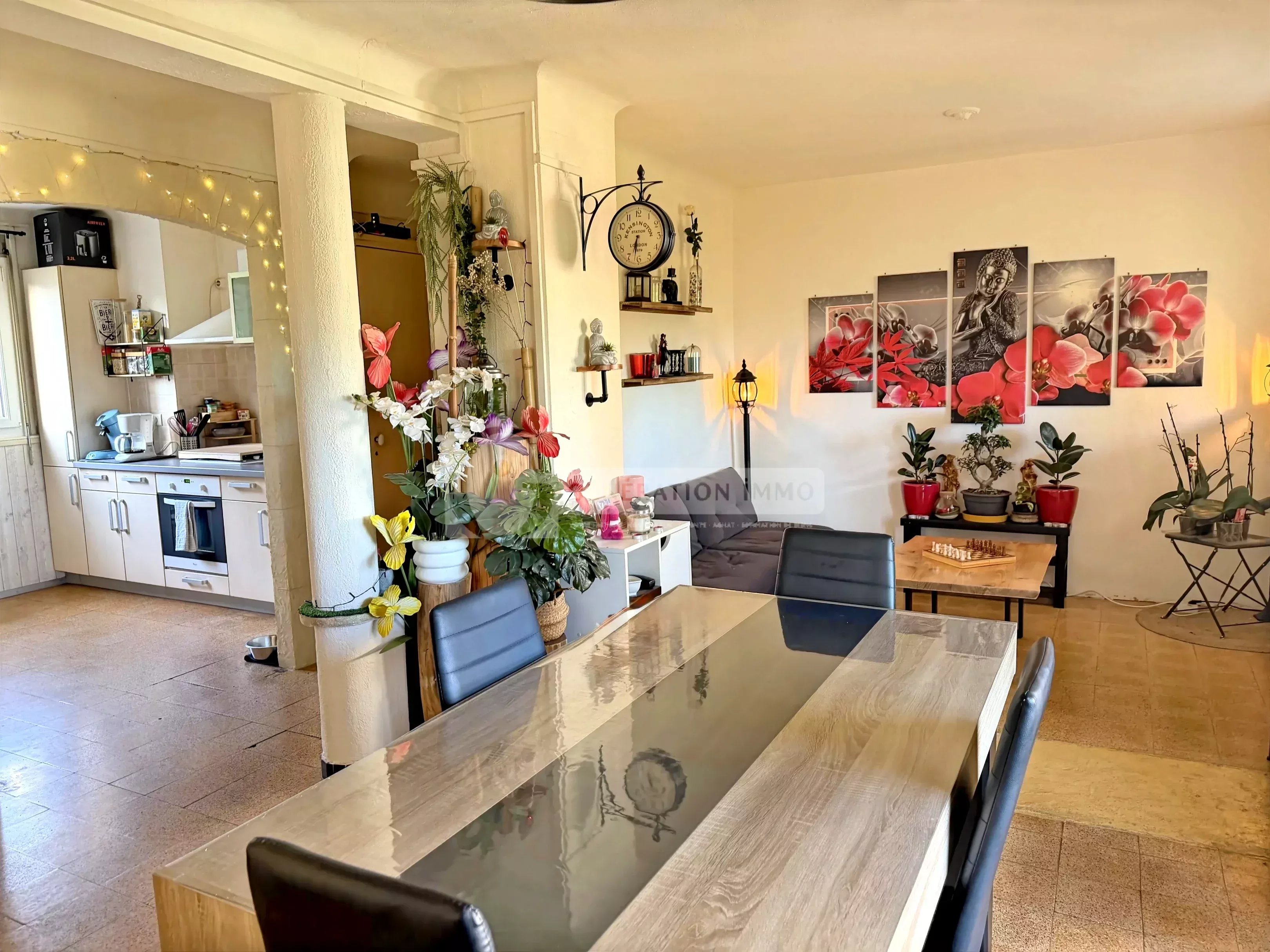 Agence immobilière de 