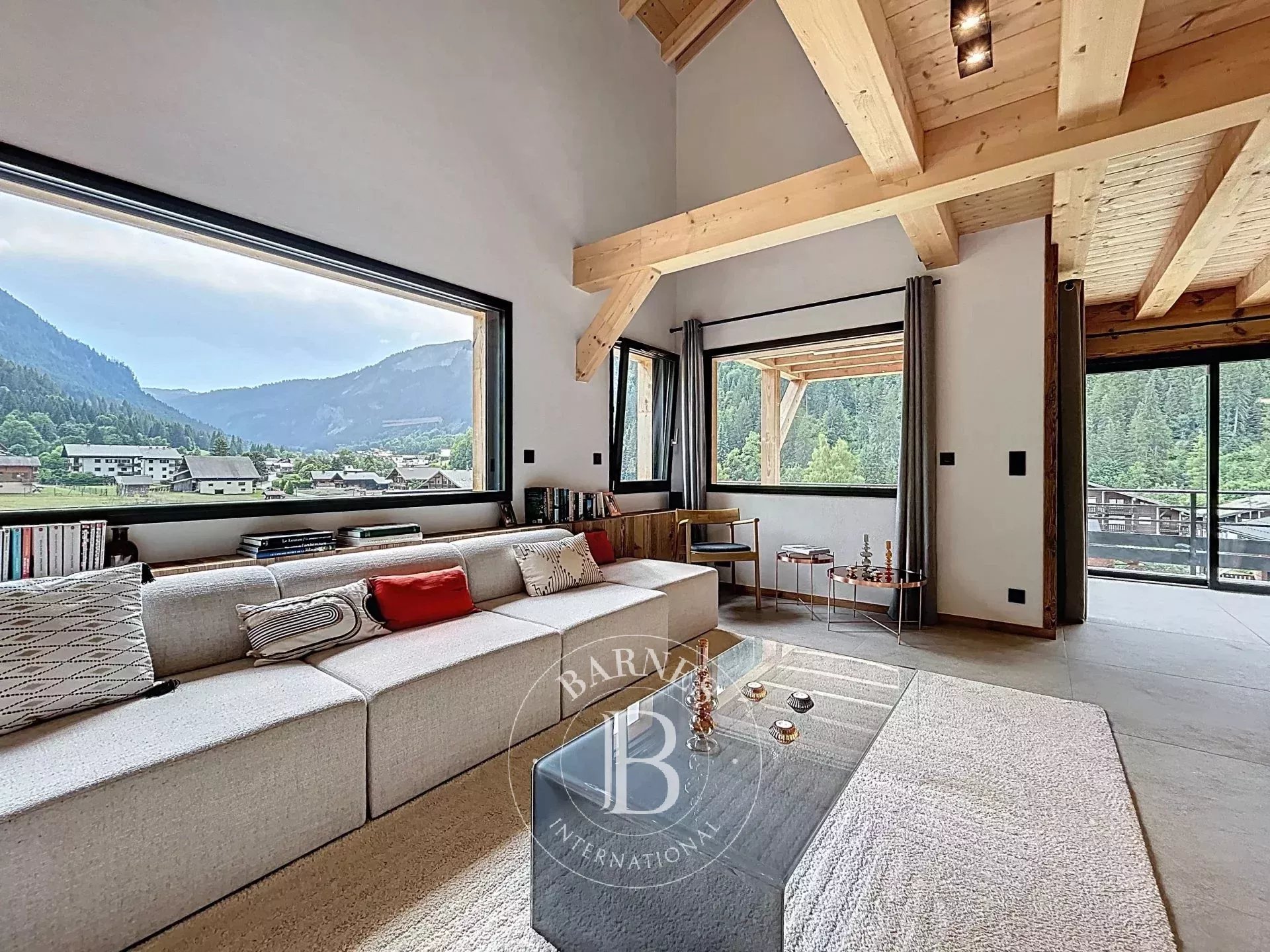 Photo of Châtel – Exceptional Chalet – 230 sqm – Sleeps 10 – Spa, Sauna & Stunning Views