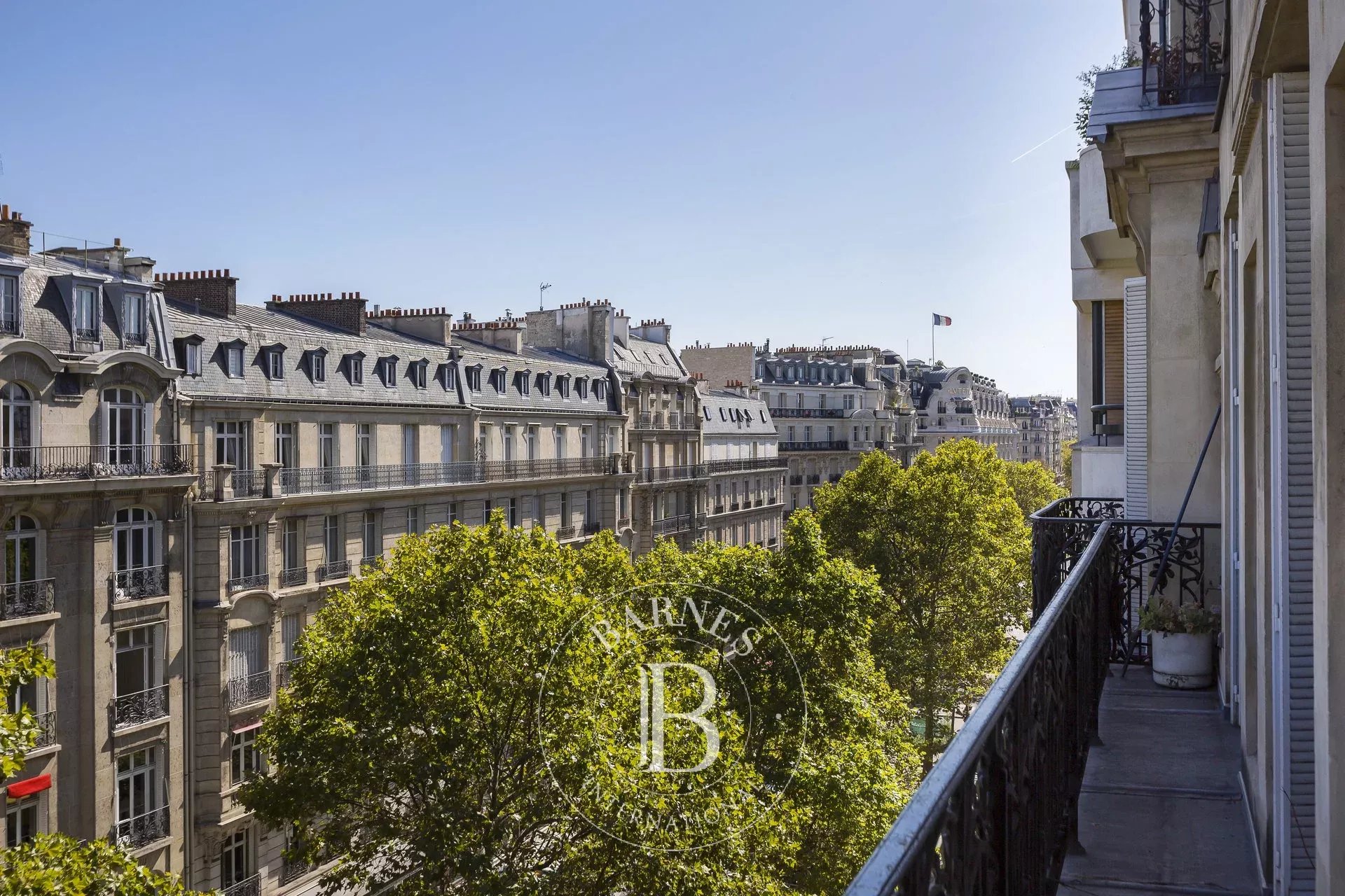 Rare - Magnificent penthouse duplex 512 m² near 