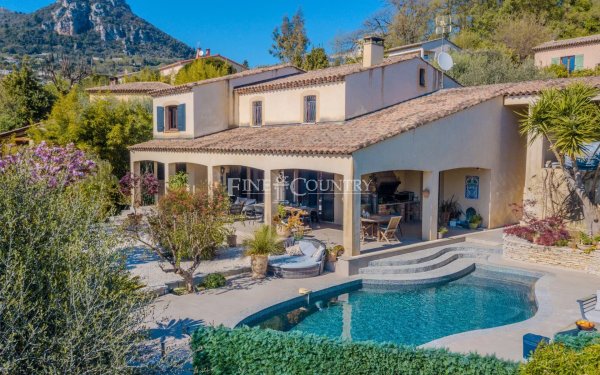 Villa for sale in Vence — photo 5