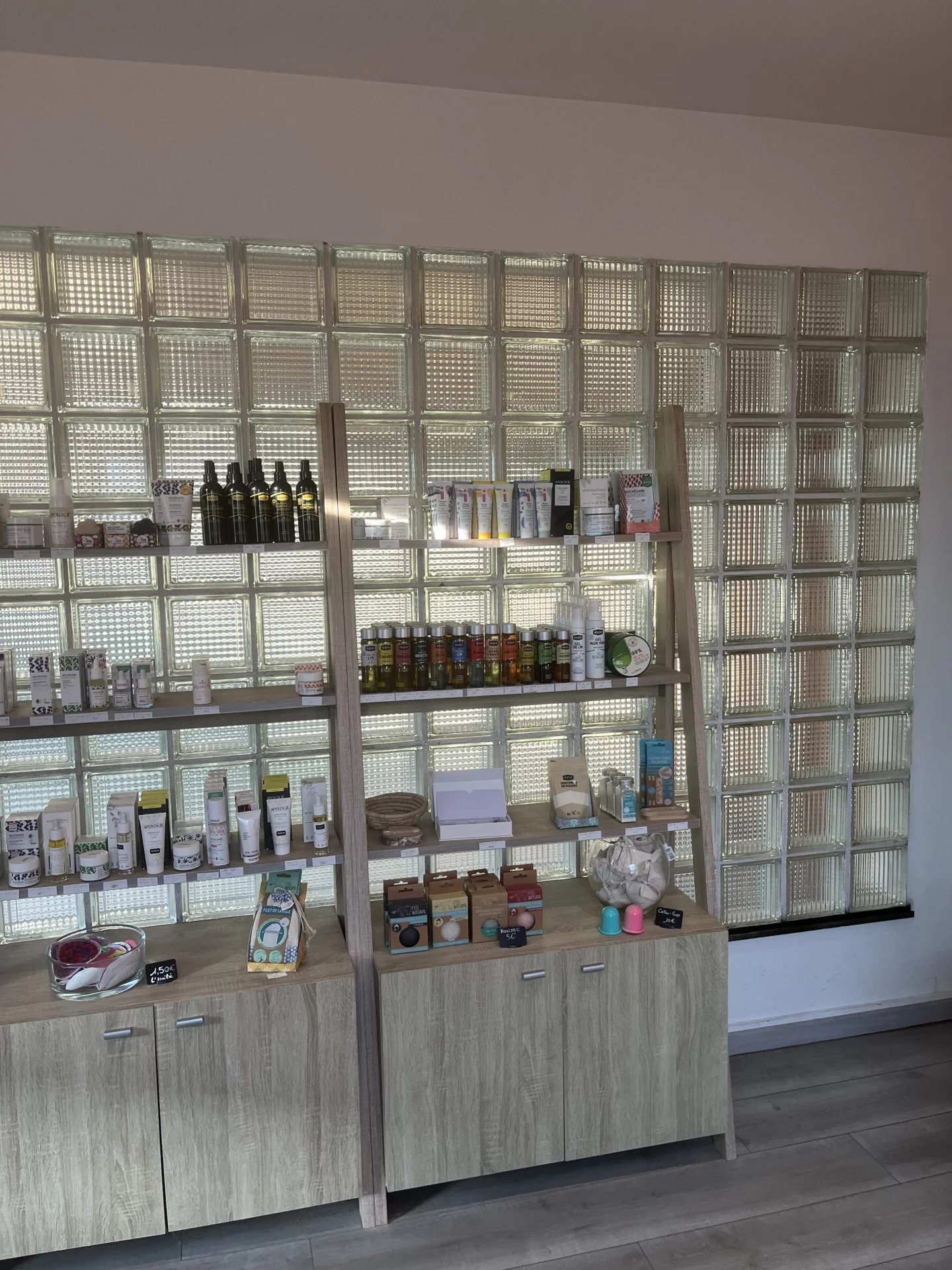 immeuble de rapport  exclu  RANCE IMMO   locaux pro ou commerce