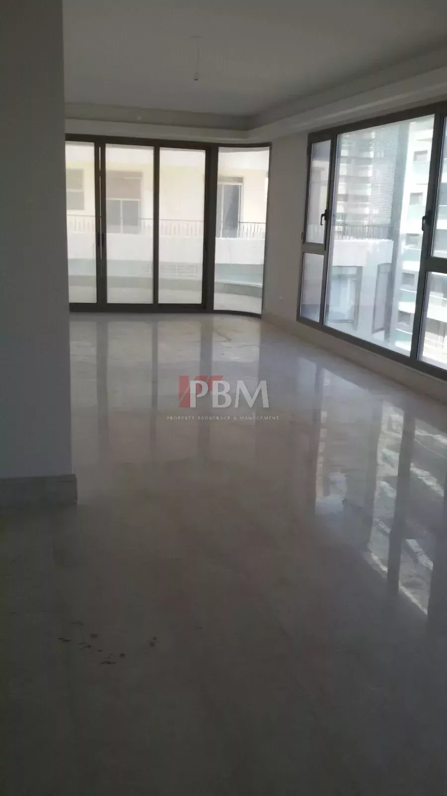 بيع شقَة بيروت Ain el Mraiseh