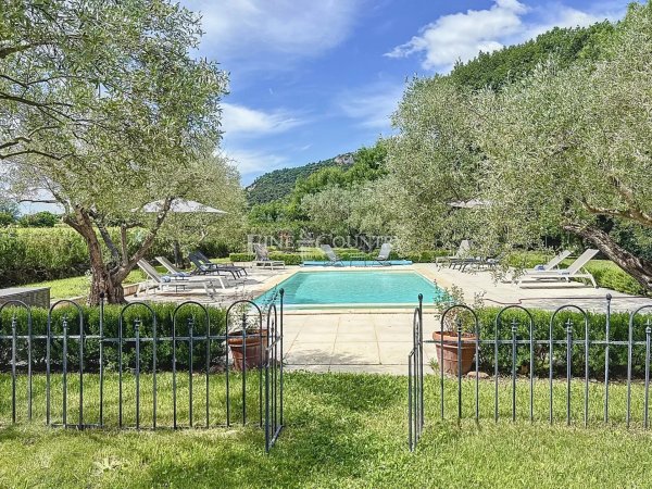 French Farmhouse for sale in Provence, Gonfaron — photo 4