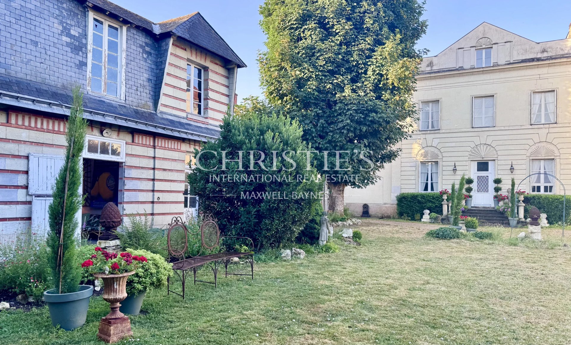 4 Bedroom Villa/Townhouse's Image 17