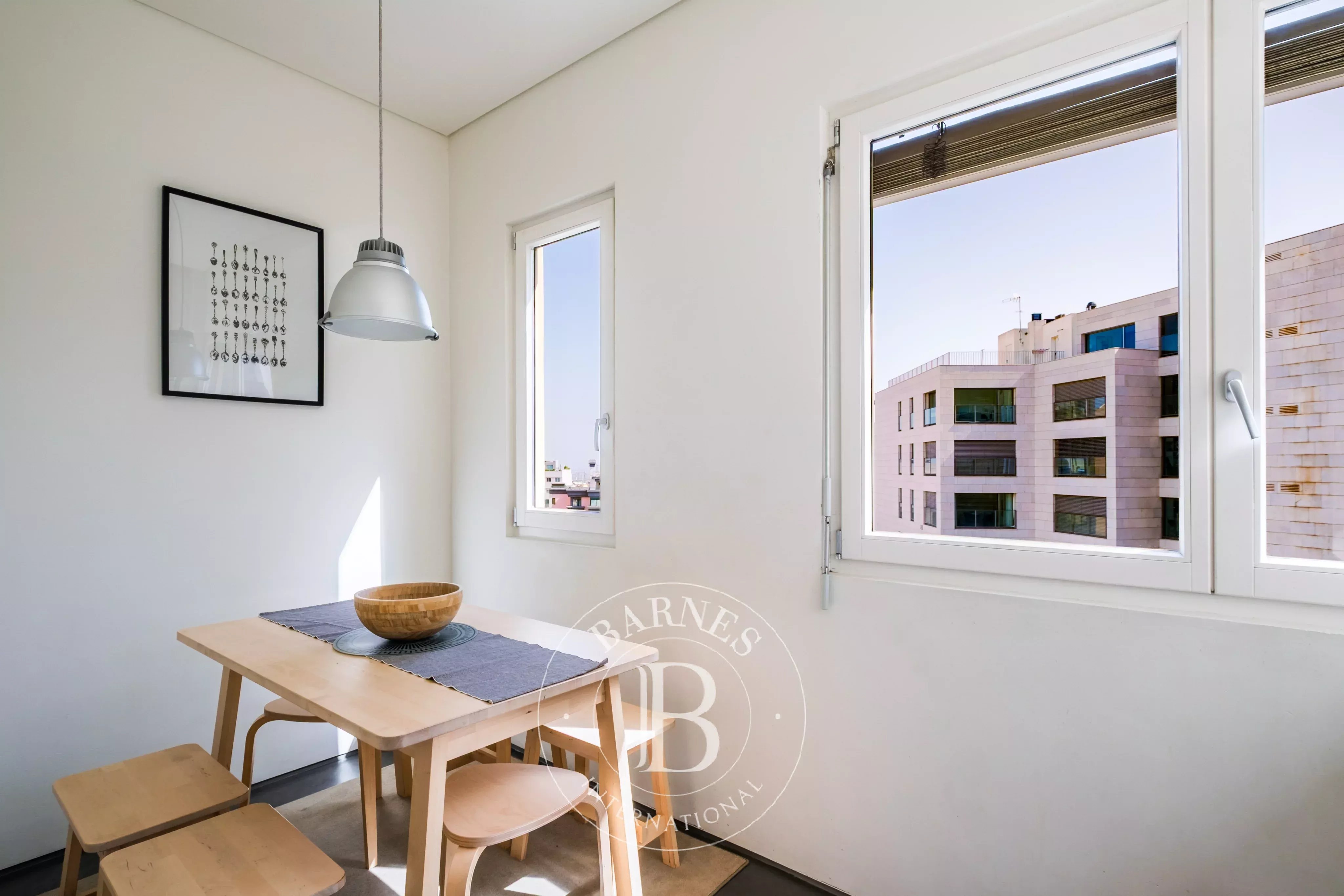 Centrality and comfort