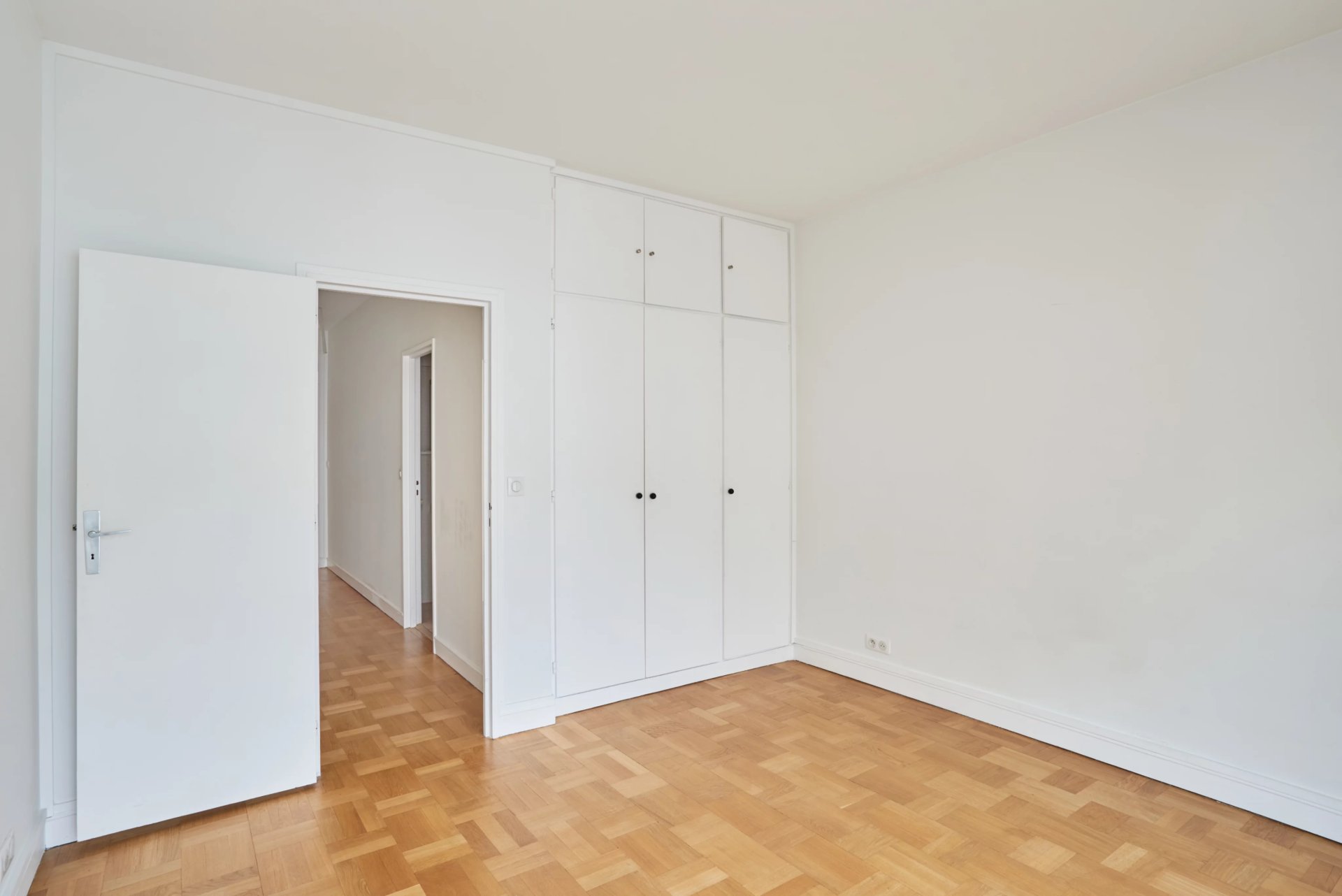 3 Bedroom Apartment/Flat's Image 4