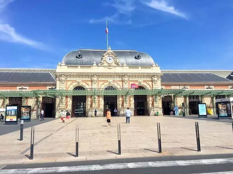 Agence immobilière de FDS IMMOBILIER CARRÉ D'OR