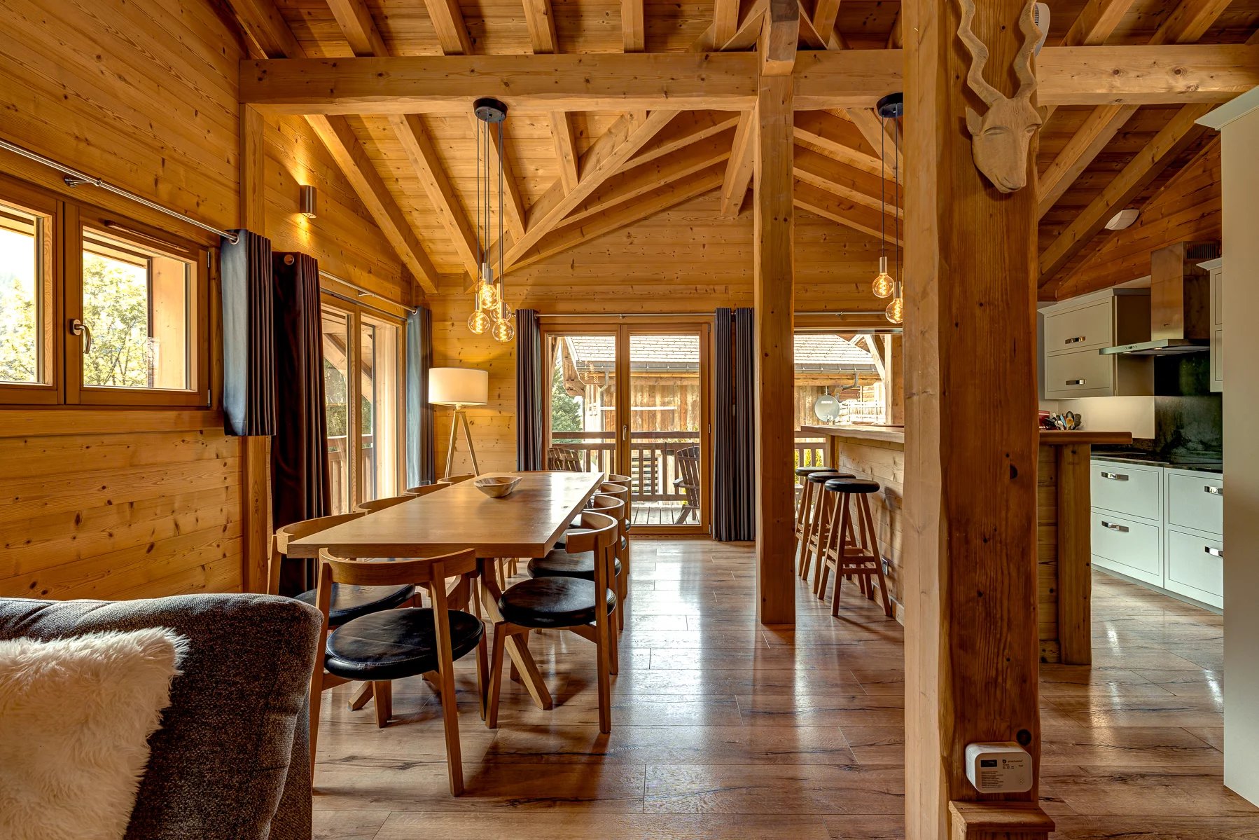 Photo of MORZINE - Stunning turn-key 6 bedroom chalet in Morzine
