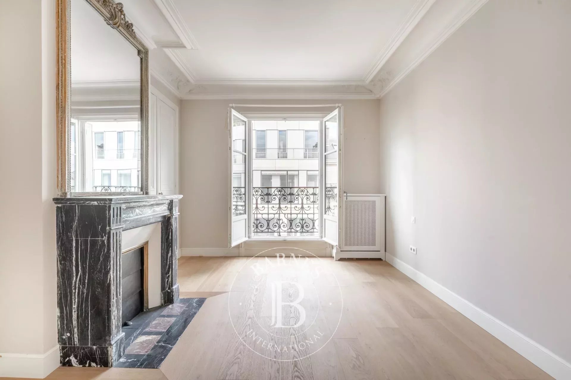 Daire Paris 17ème - picture 10