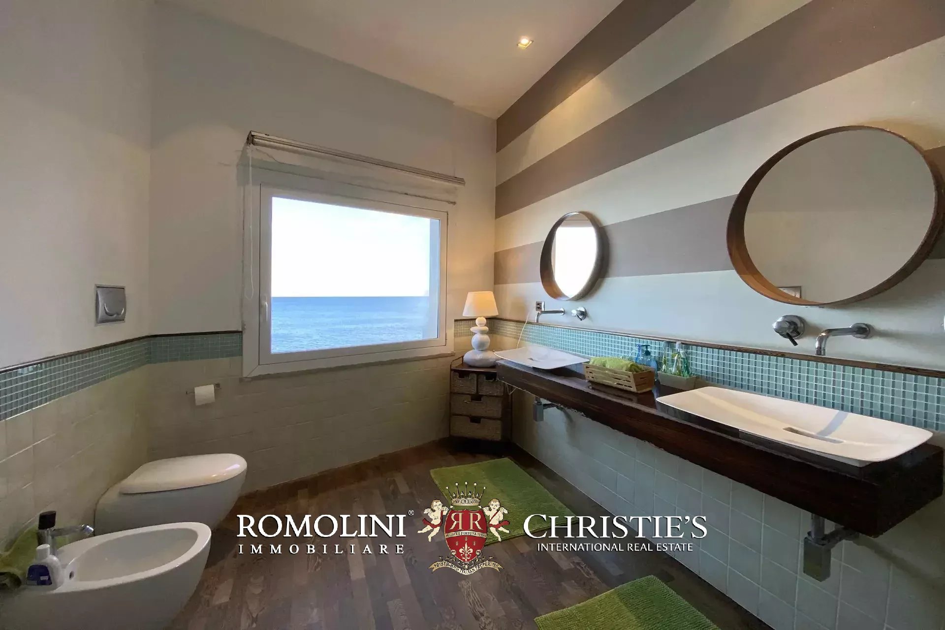 3 Bedroom Villa/Townhouse's Image 31