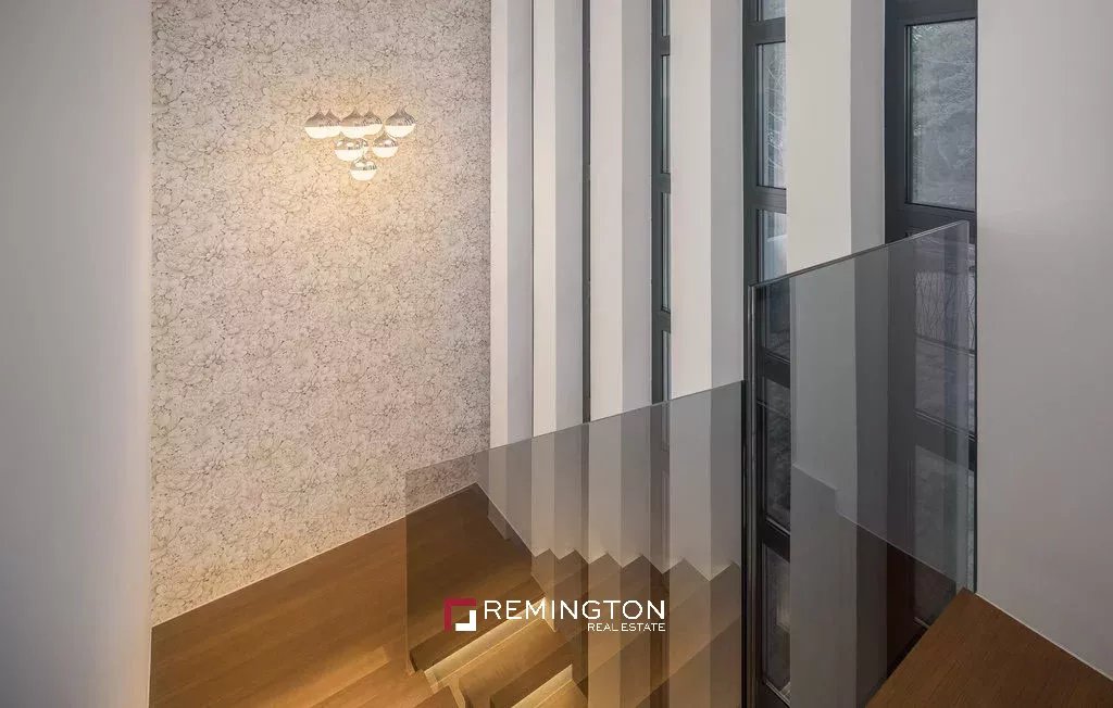 4 Bedroom Villa/Townhouse's Image 7