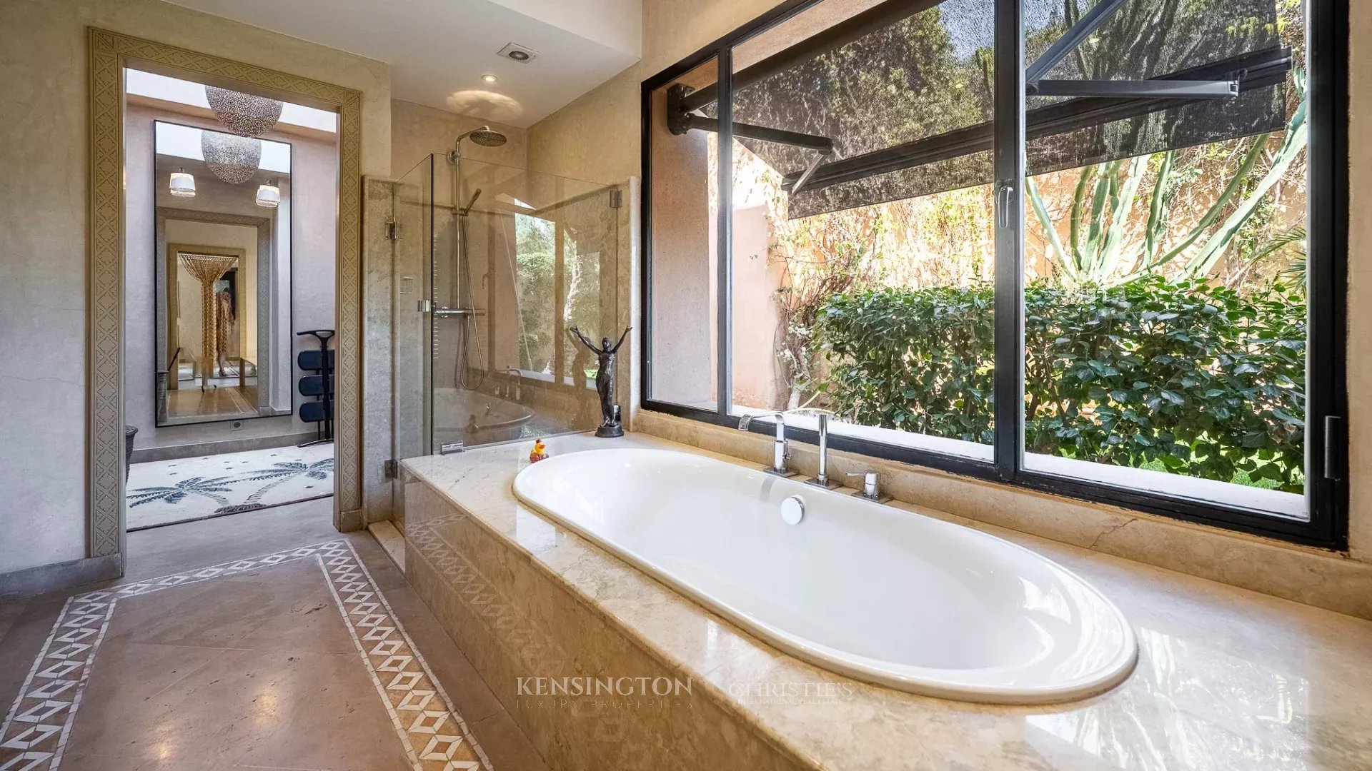 5 Bedroom Villa/Townhouse's Image 36