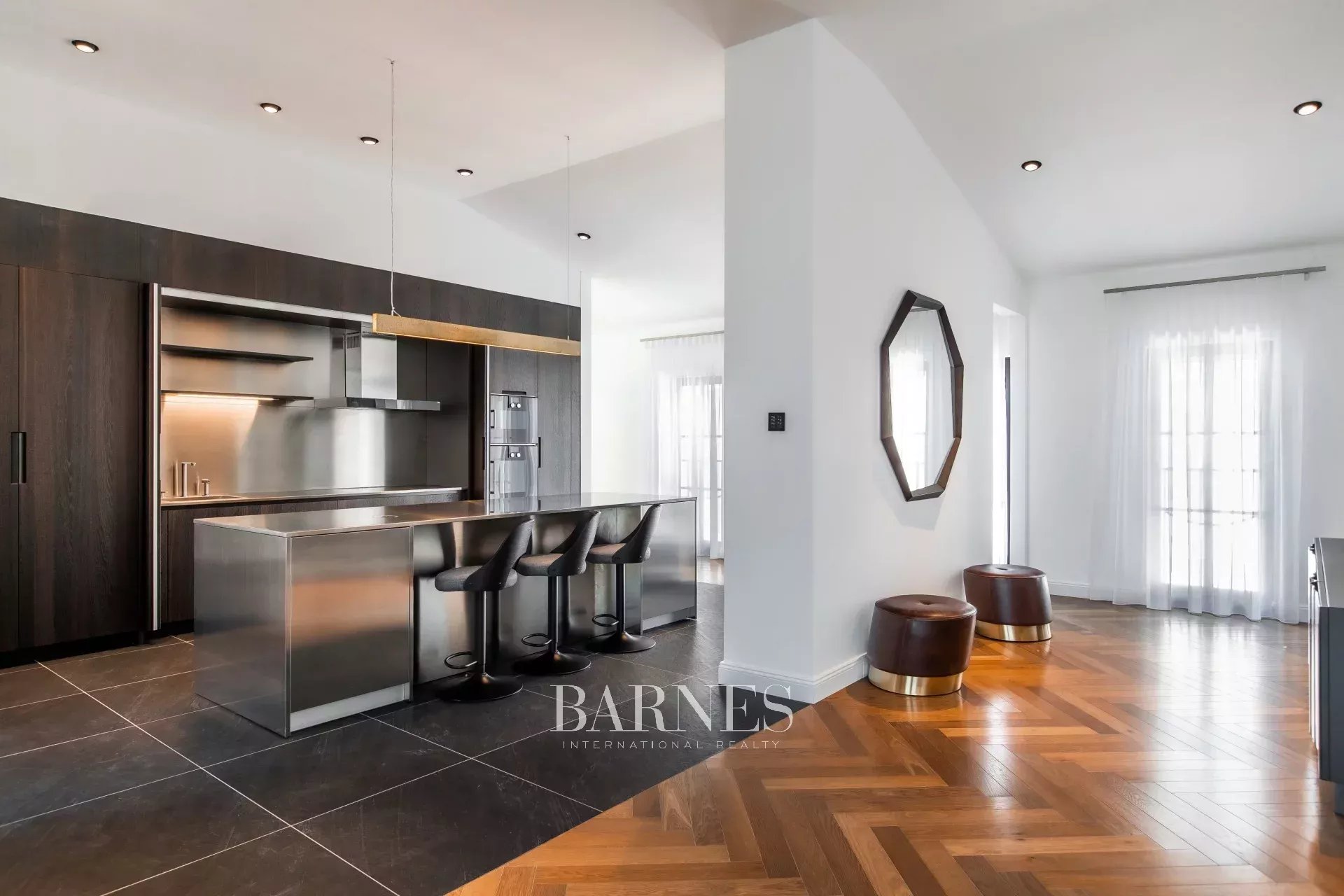 Penthouse Budapest VI. kerülete - picture 14