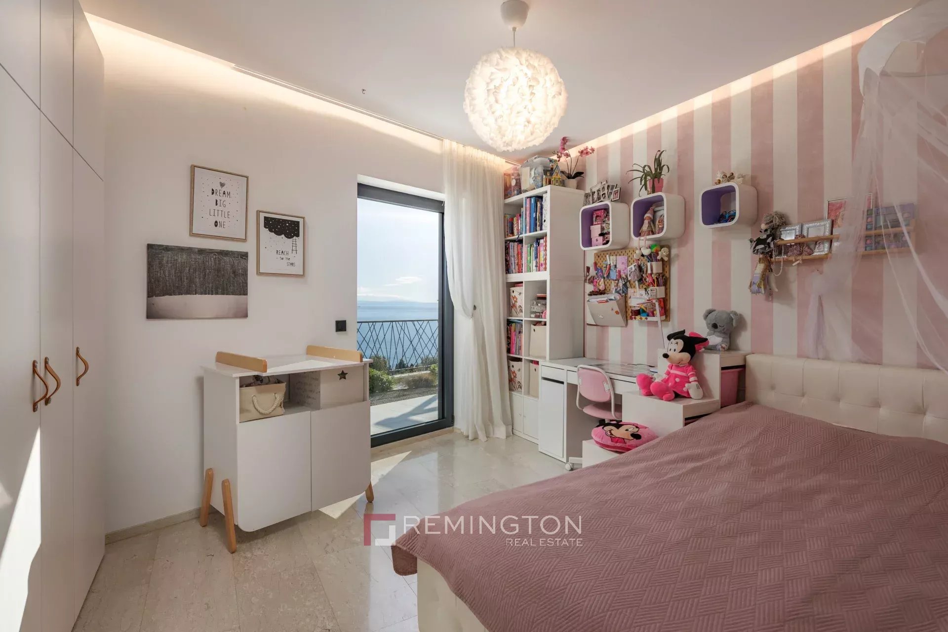 2 Bedroom Apartment/Flat's Image 6