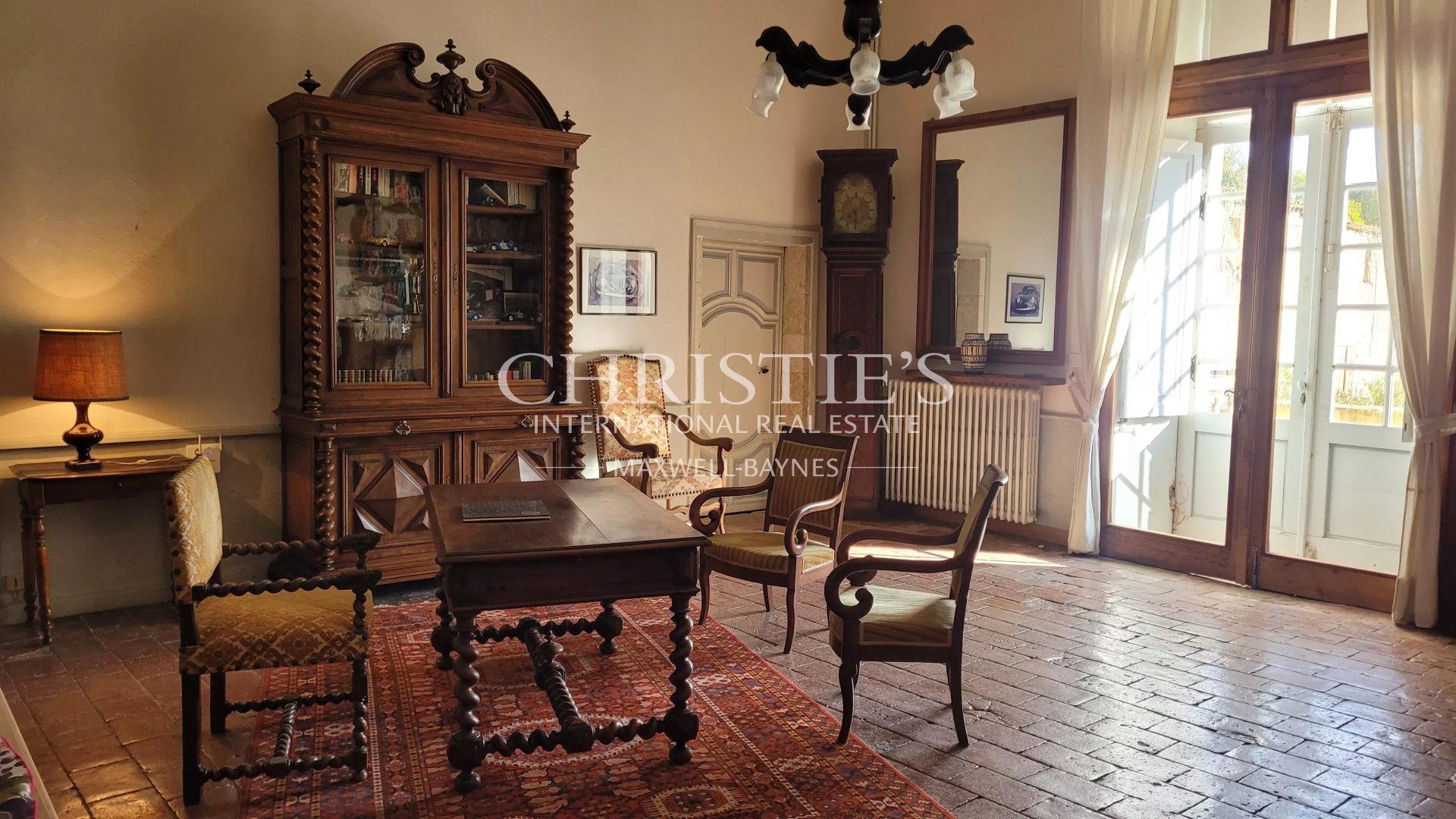 3 Bedroom Chateau's Image 5