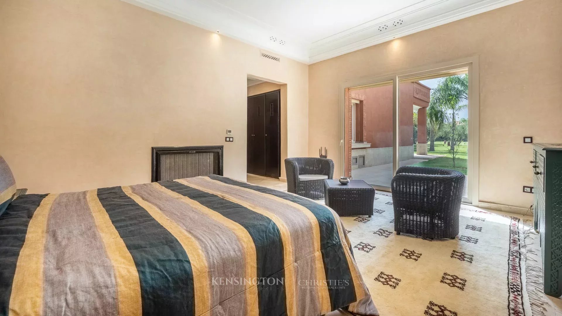 5 Bedroom Villa/Townhouse's Image 16
