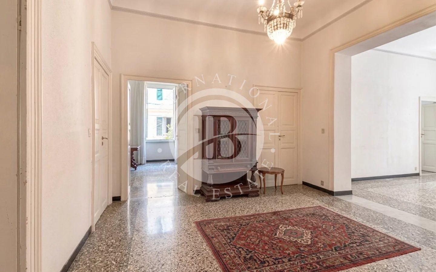 Apartment in Genoa - Image 5