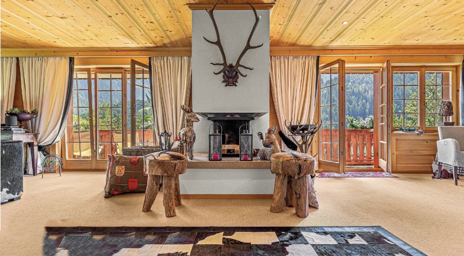 Sublime appartement de luxe et panoramique à quelques minutes de Gstaad