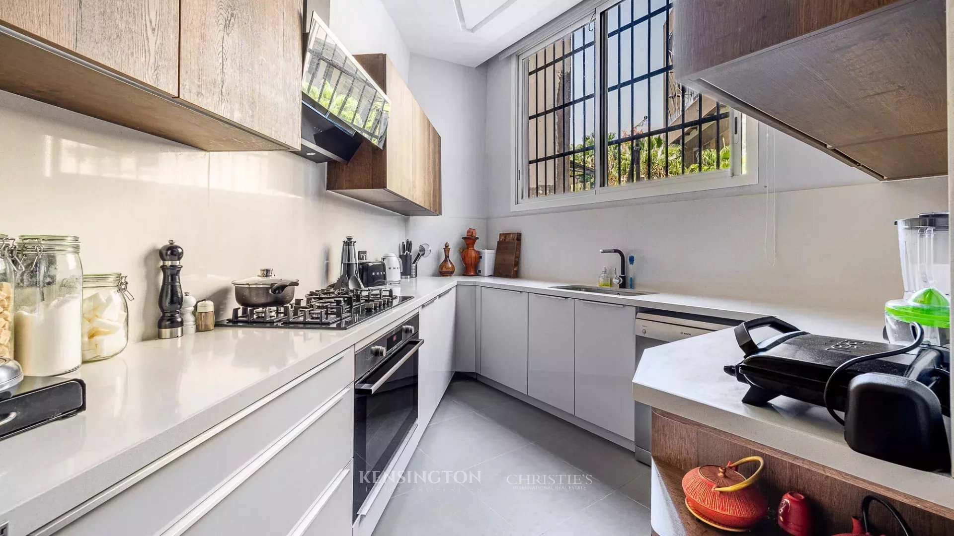 4 Bedroom Villa/Townhouse's Image 4